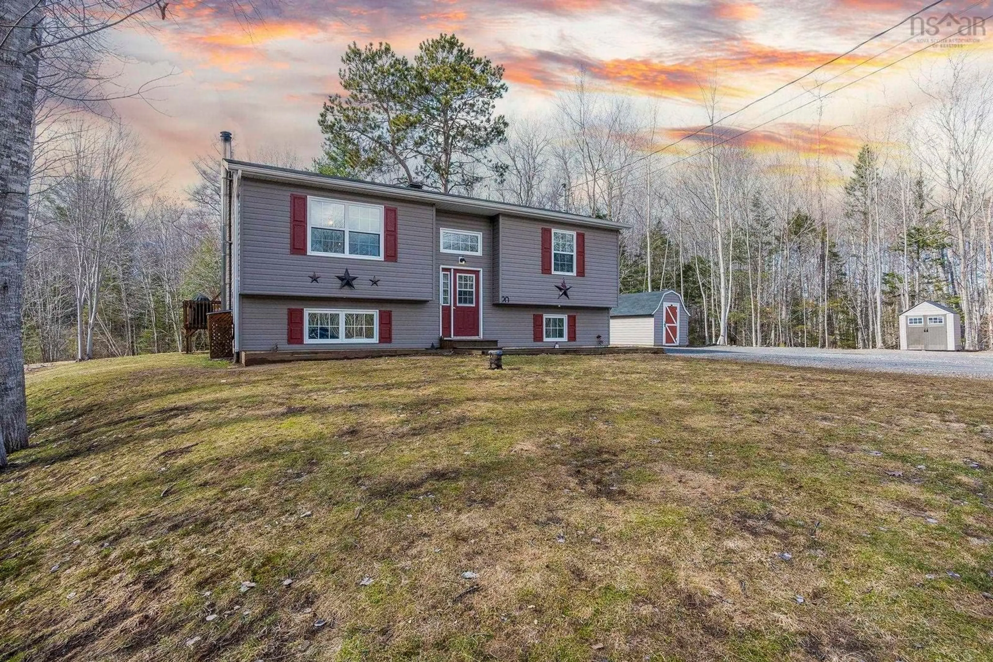 A pic from outside/outdoor area/front of a property/back of a property/a pic from drone, unknown for 20 Huron Crt, Meadowvale Nova Scotia B0P 1R0