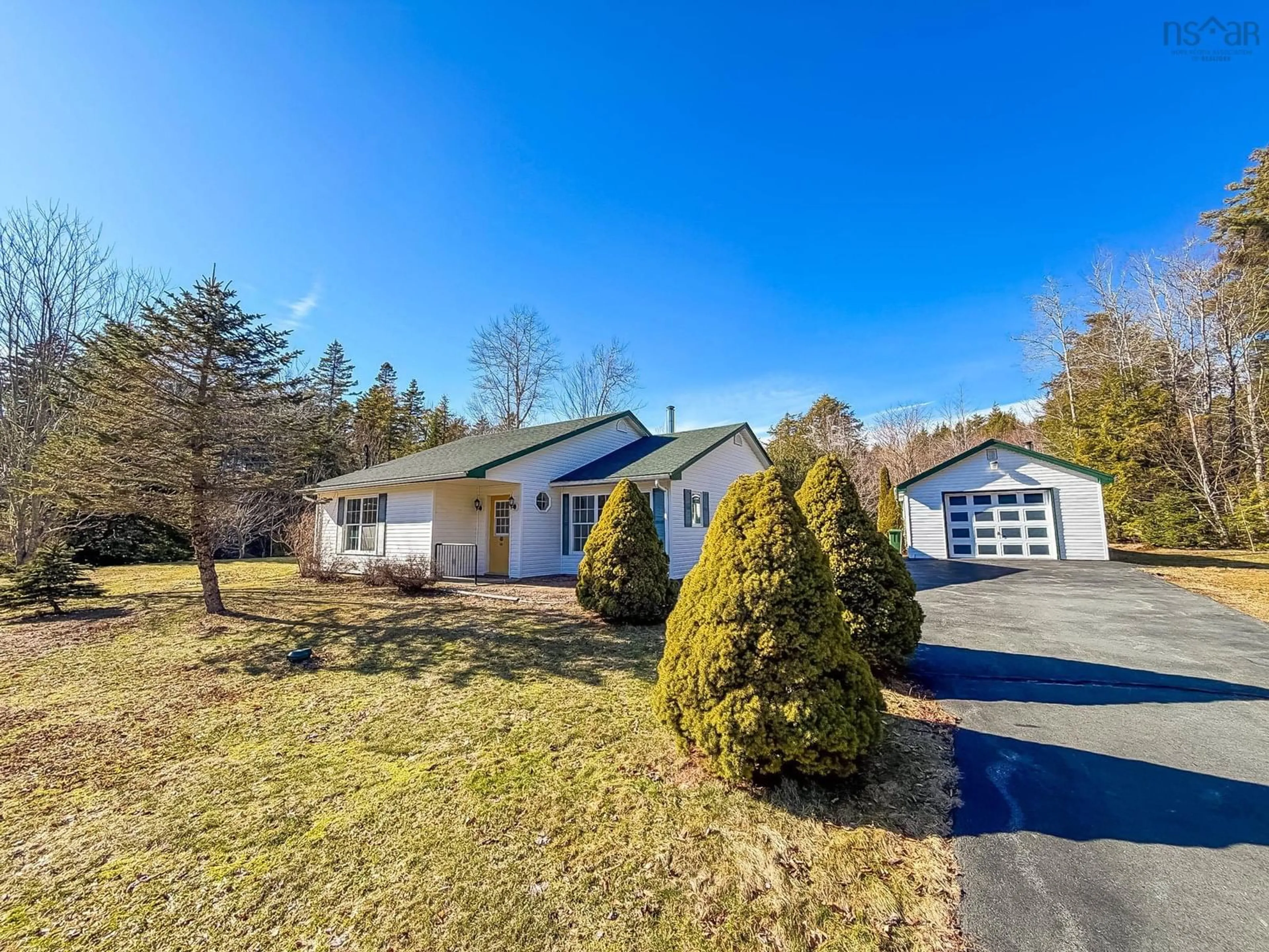 A pic from outside/outdoor area/front of a property/back of a property/a pic from drone, street for 194 Knox Rd, Baker Settlement Nova Scotia B4V 7E3