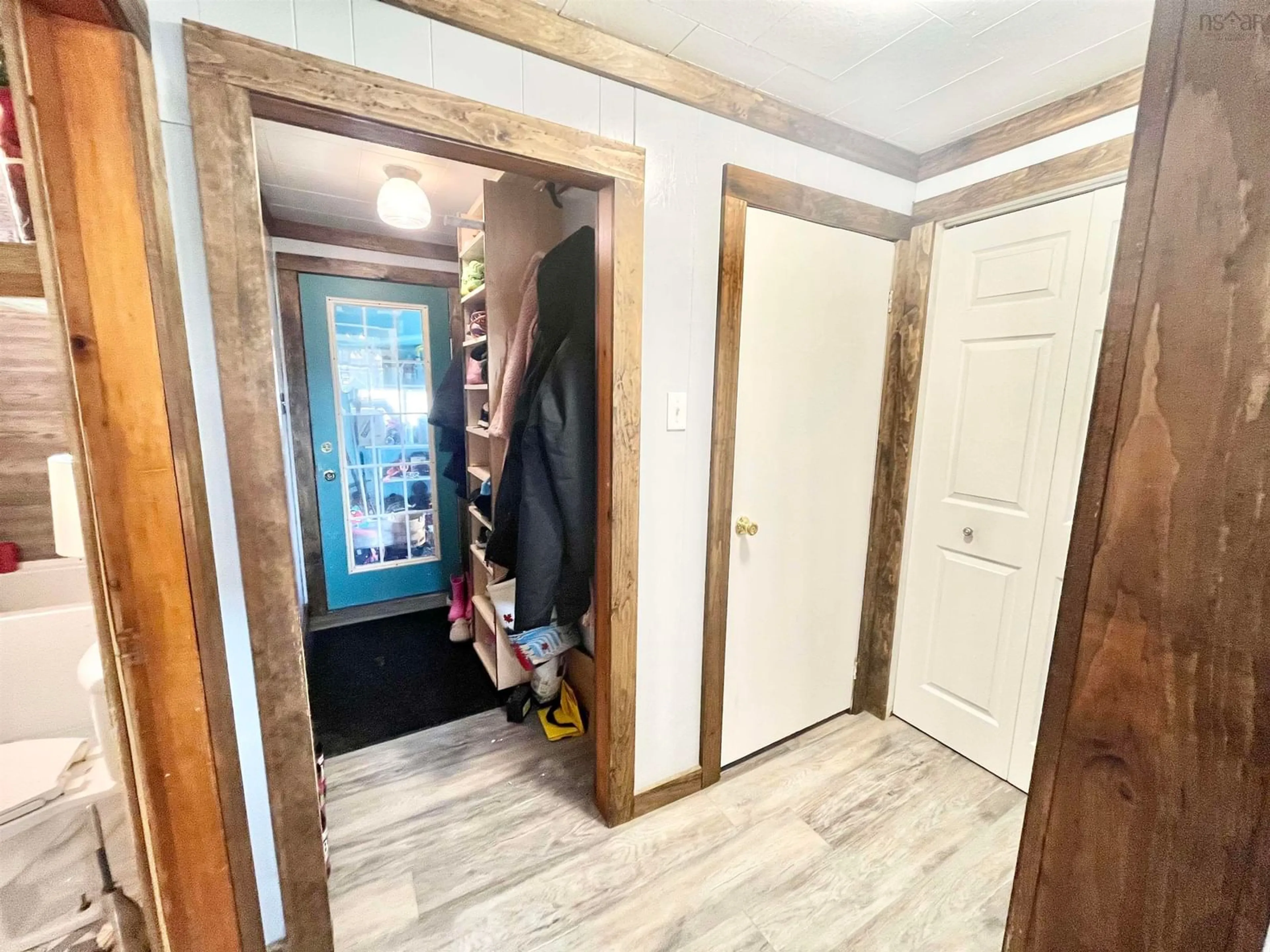 Indoor entryway for 2645 Main St, Clark's Harbour Nova Scotia B0W 1P0