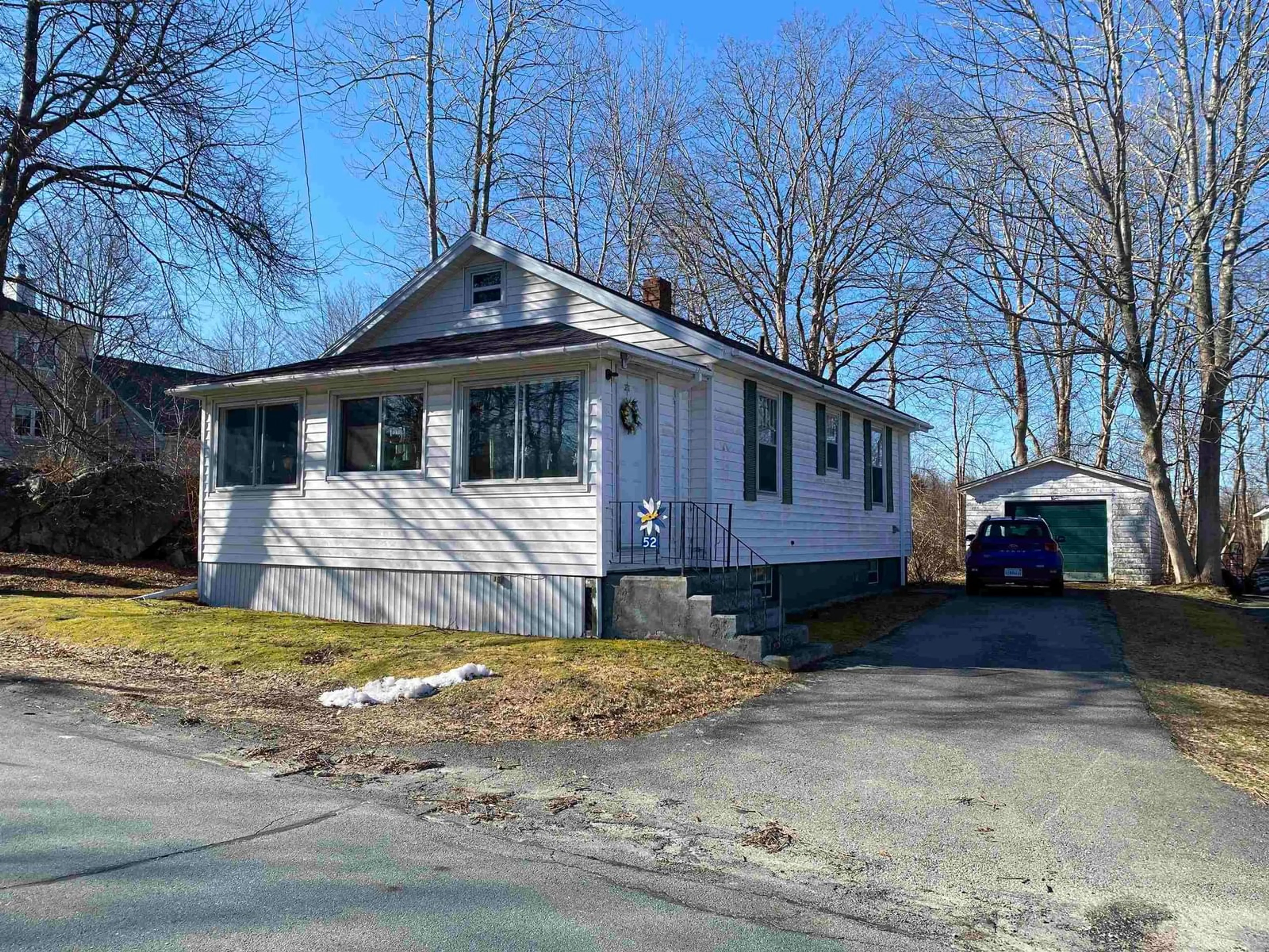 Unknown for 52 Park St, Liverpool Nova Scotia B0T 1K0