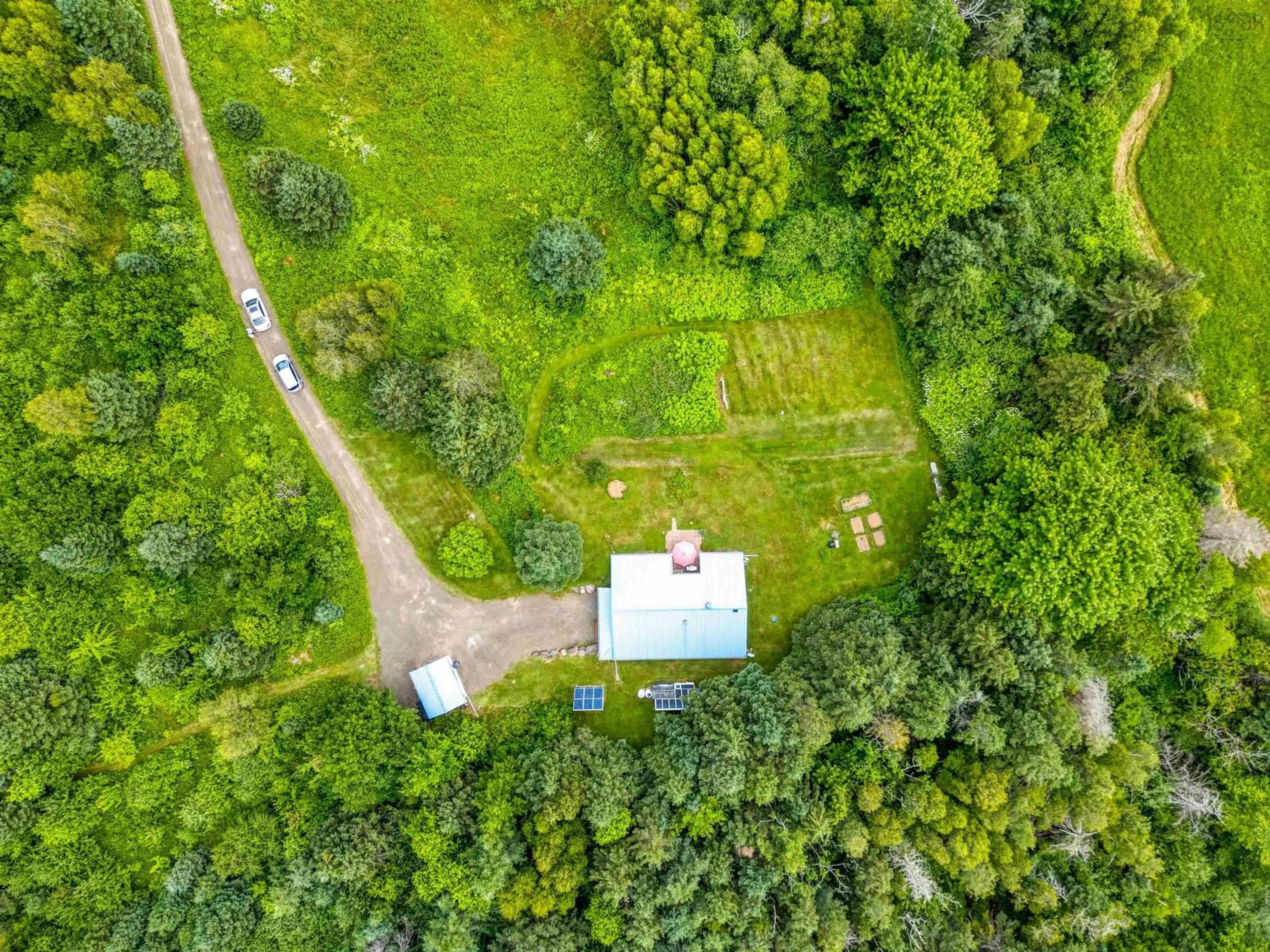 A pic from outside/outdoor area/front of a property/back of a property/a pic from drone, forest/trees view for 5047 Granville Road, Granville Ferry Nova Scotia B0S 1A0