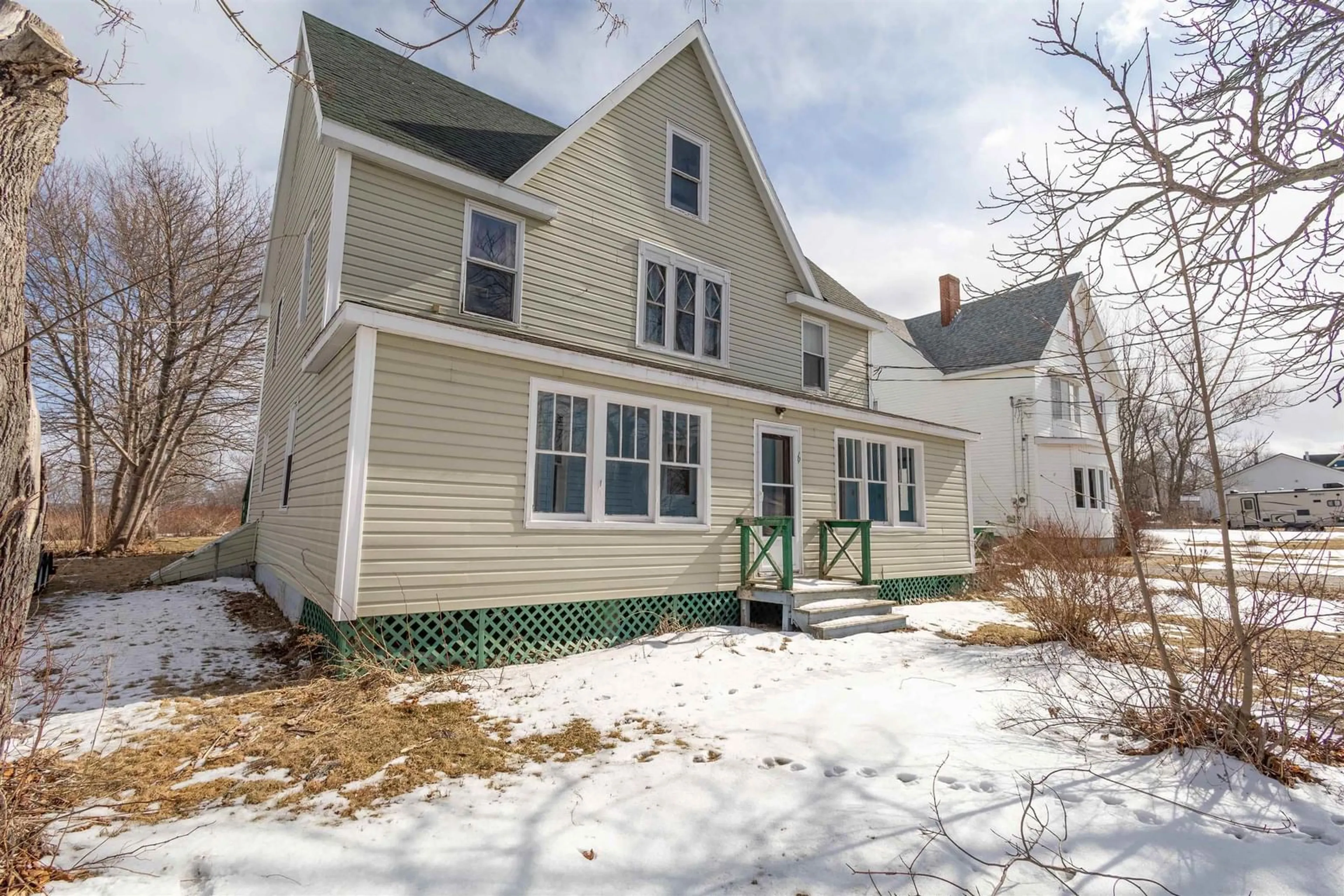 Home with vinyl exterior material, street for 19 Beech St, Sydney Mines Nova Scotia B1V 1E9