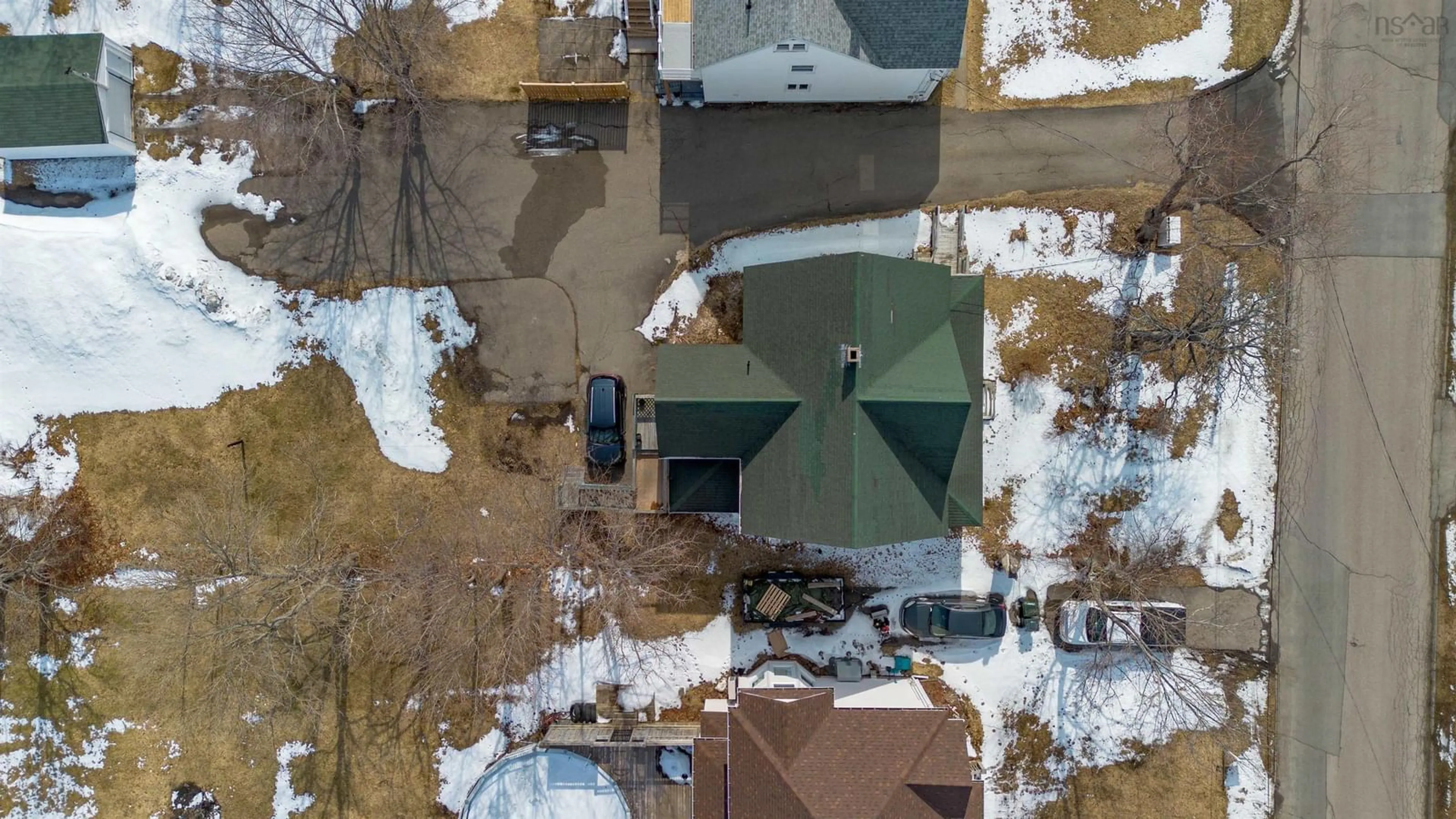 A pic from outside/outdoor area/front of a property/back of a property/a pic from drone, street for 19 Beech St, Sydney Mines Nova Scotia B1V 1E9