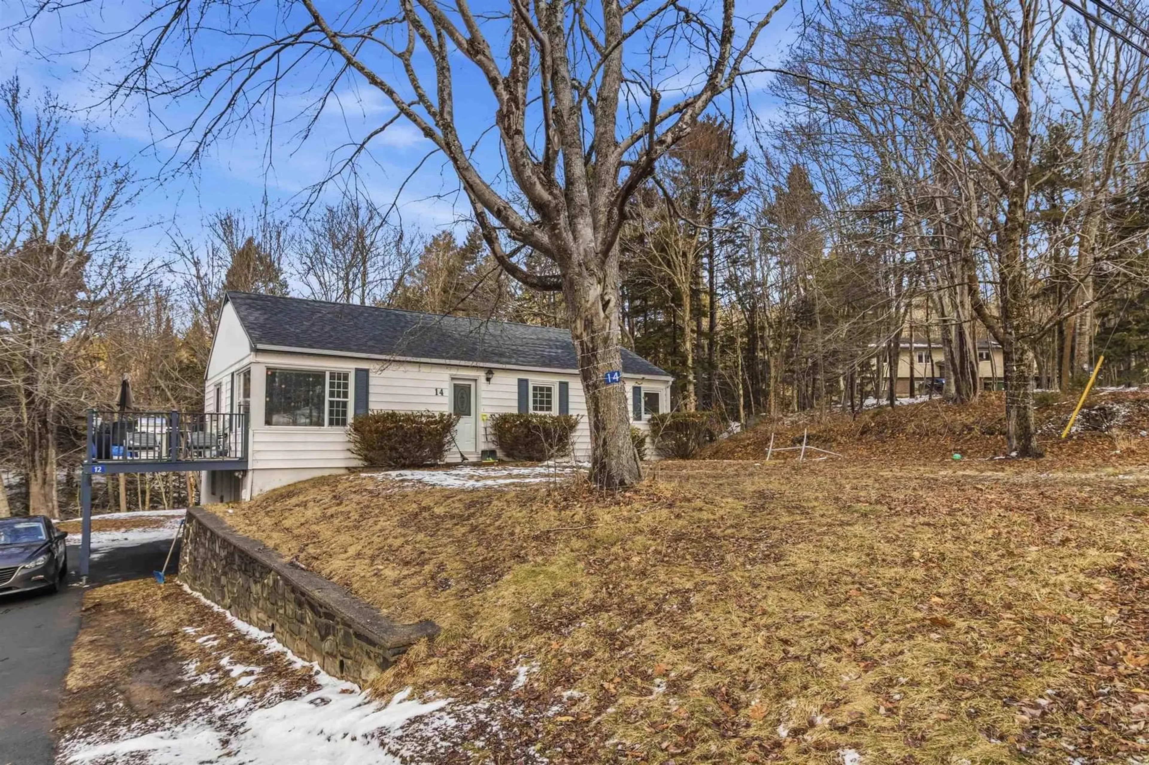 A pic from outside/outdoor area/front of a property/back of a property/a pic from drone, street for 12/14 Laurie St, Waverley Nova Scotia B2R 1E4