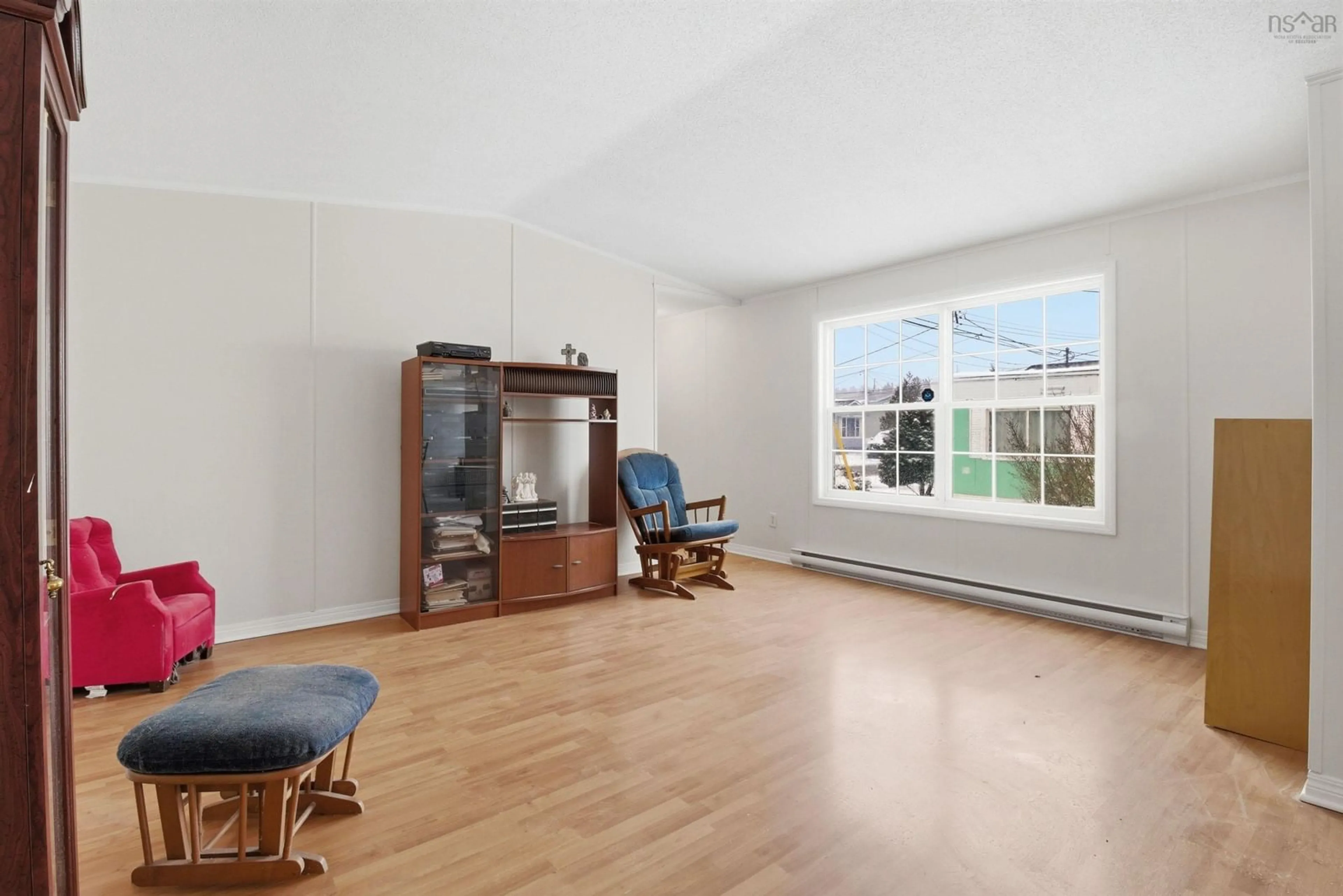 A pic of a room for 32 Pine St, Eastern Passage Nova Scotia B3G 1A9