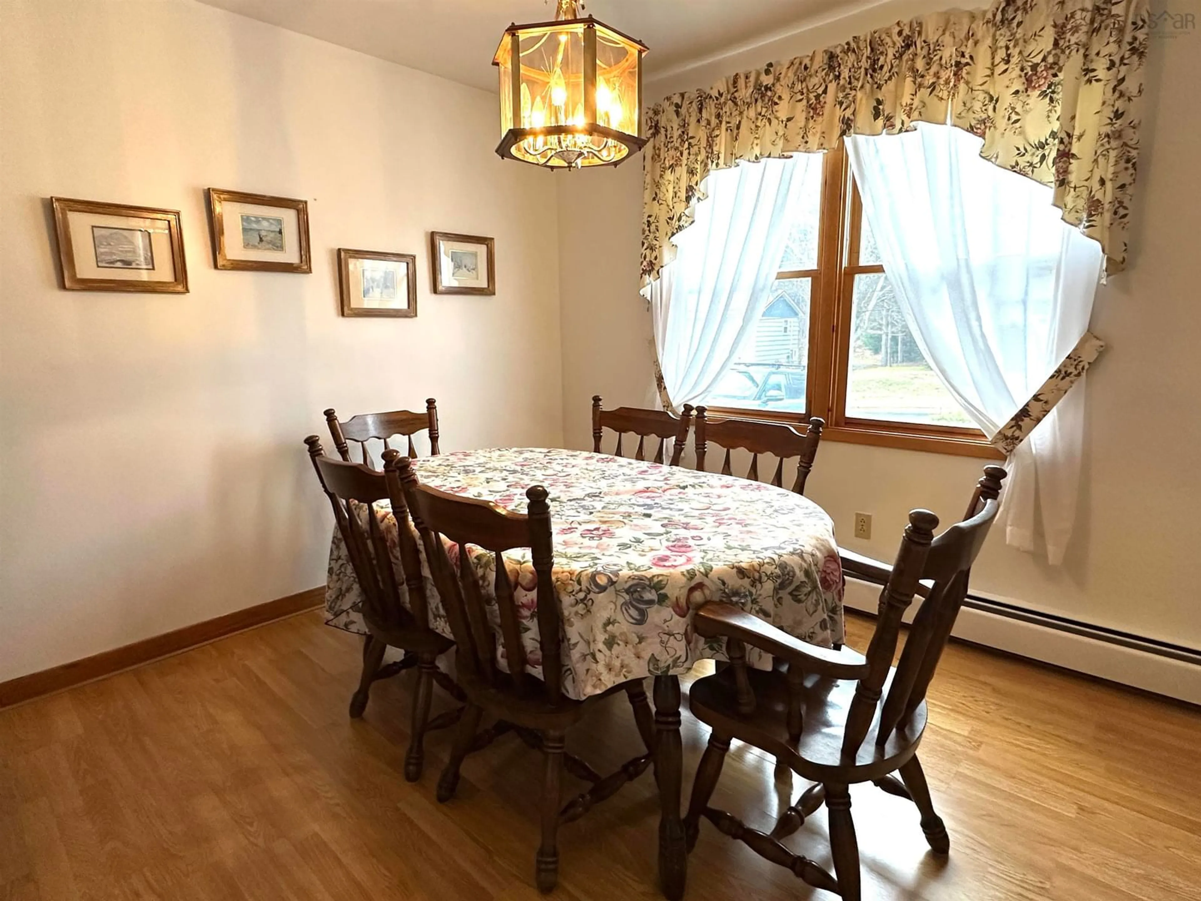 Dining room, wood/laminate floor for 24 Crowell St, Liverpool Nova Scotia B0T 1K0