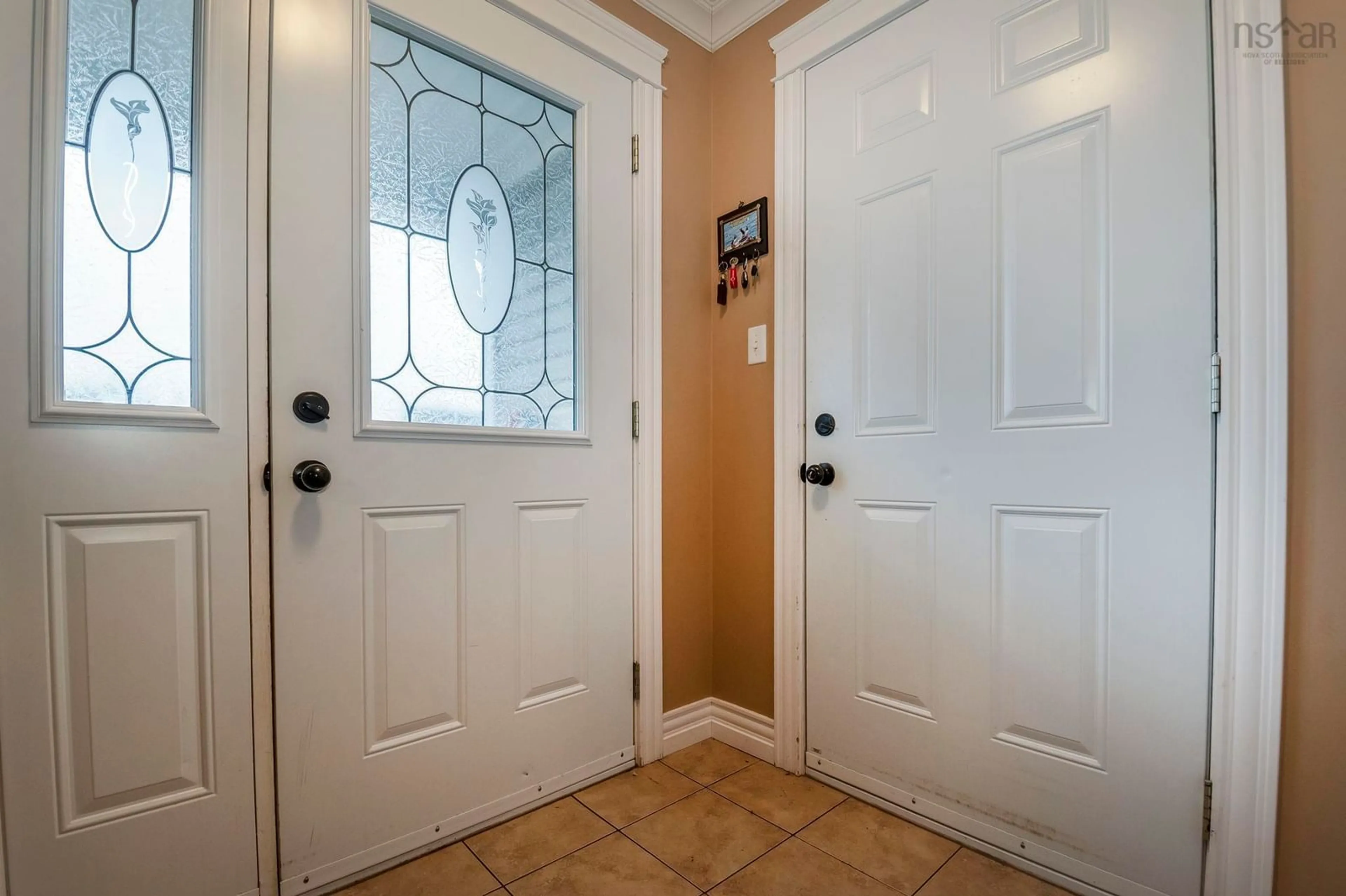 Indoor entryway for 68 Terra Nova Dr, Greenwood Nova Scotia B0P 1R0