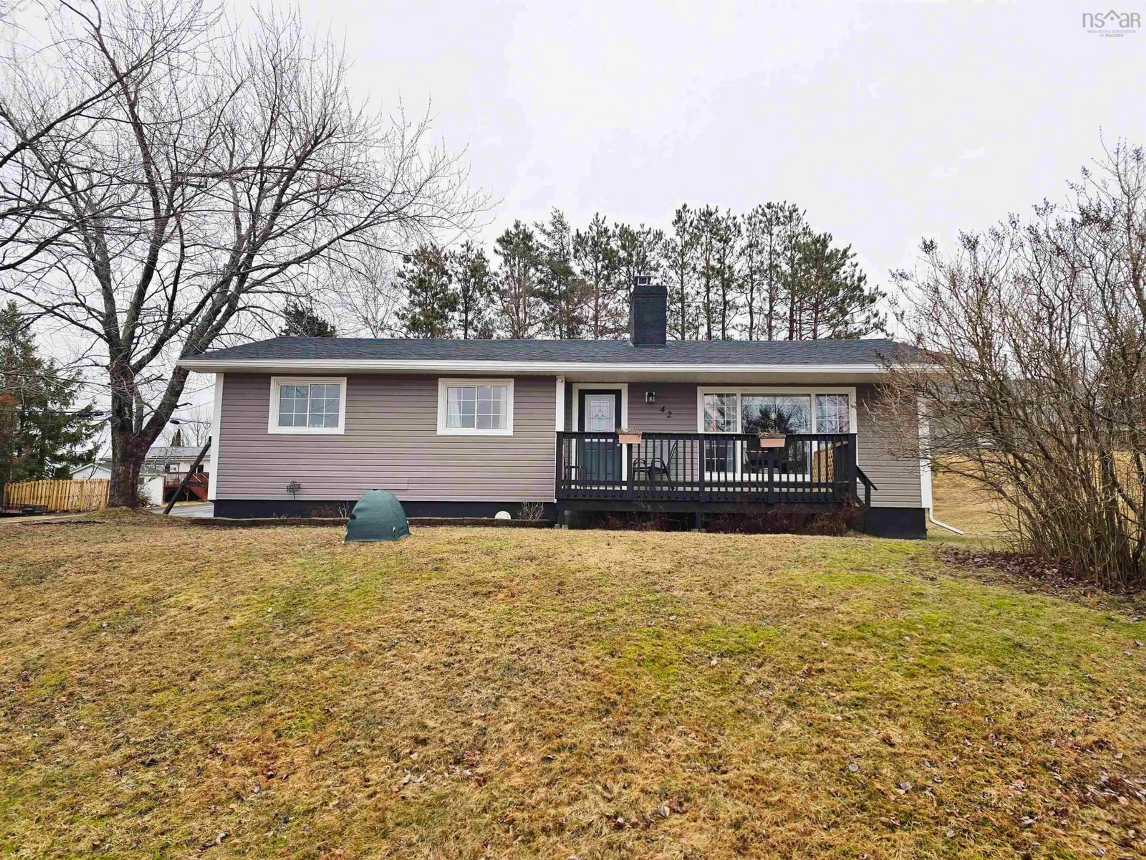 Unknown for 42 Eleventh St, Trenton Nova Scotia B0K 1X0