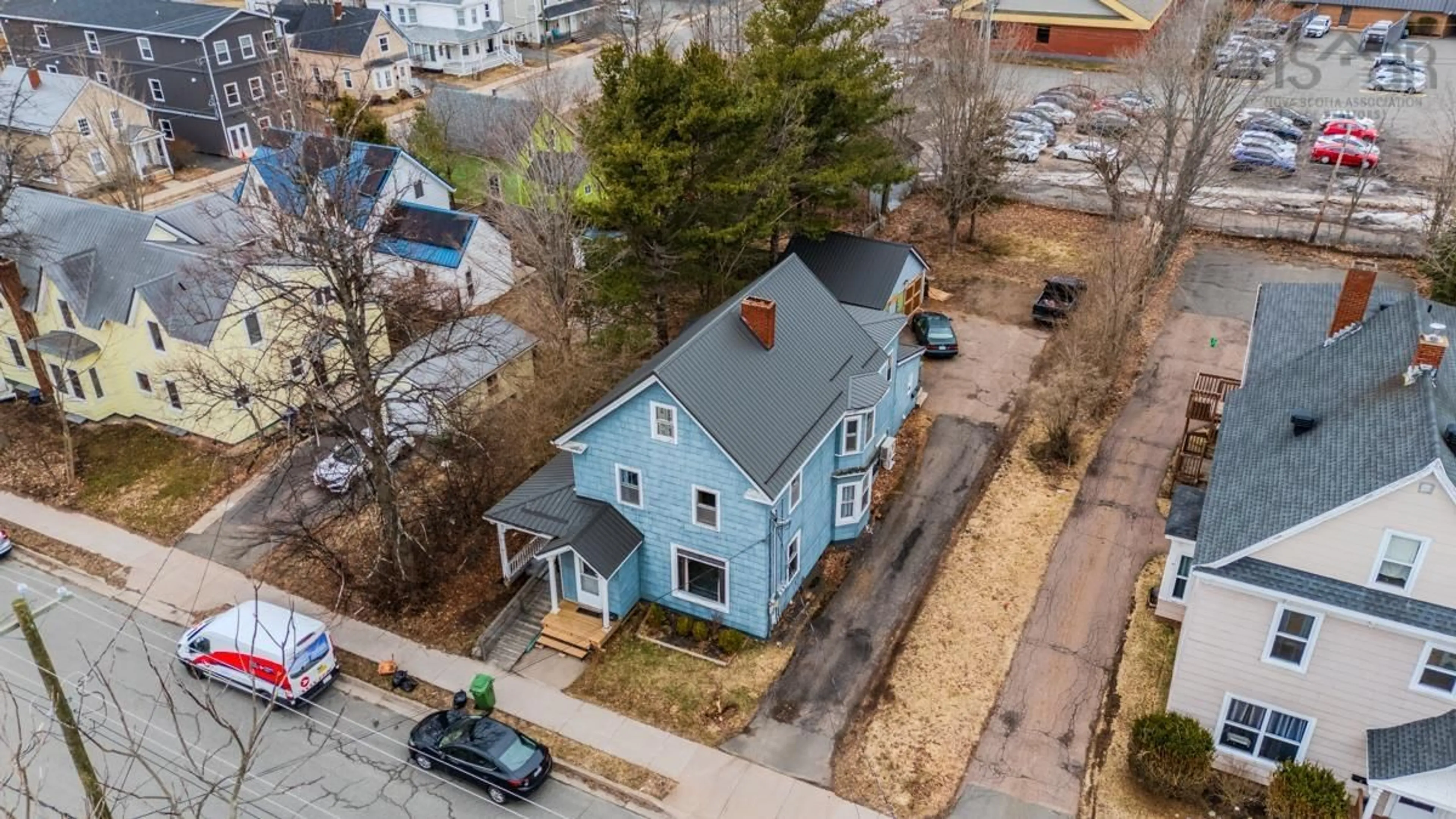 A pic from outside/outdoor area/front of a property/back of a property/a pic from drone, street for 43 Duke St, Truro Nova Scotia B2N 2A3