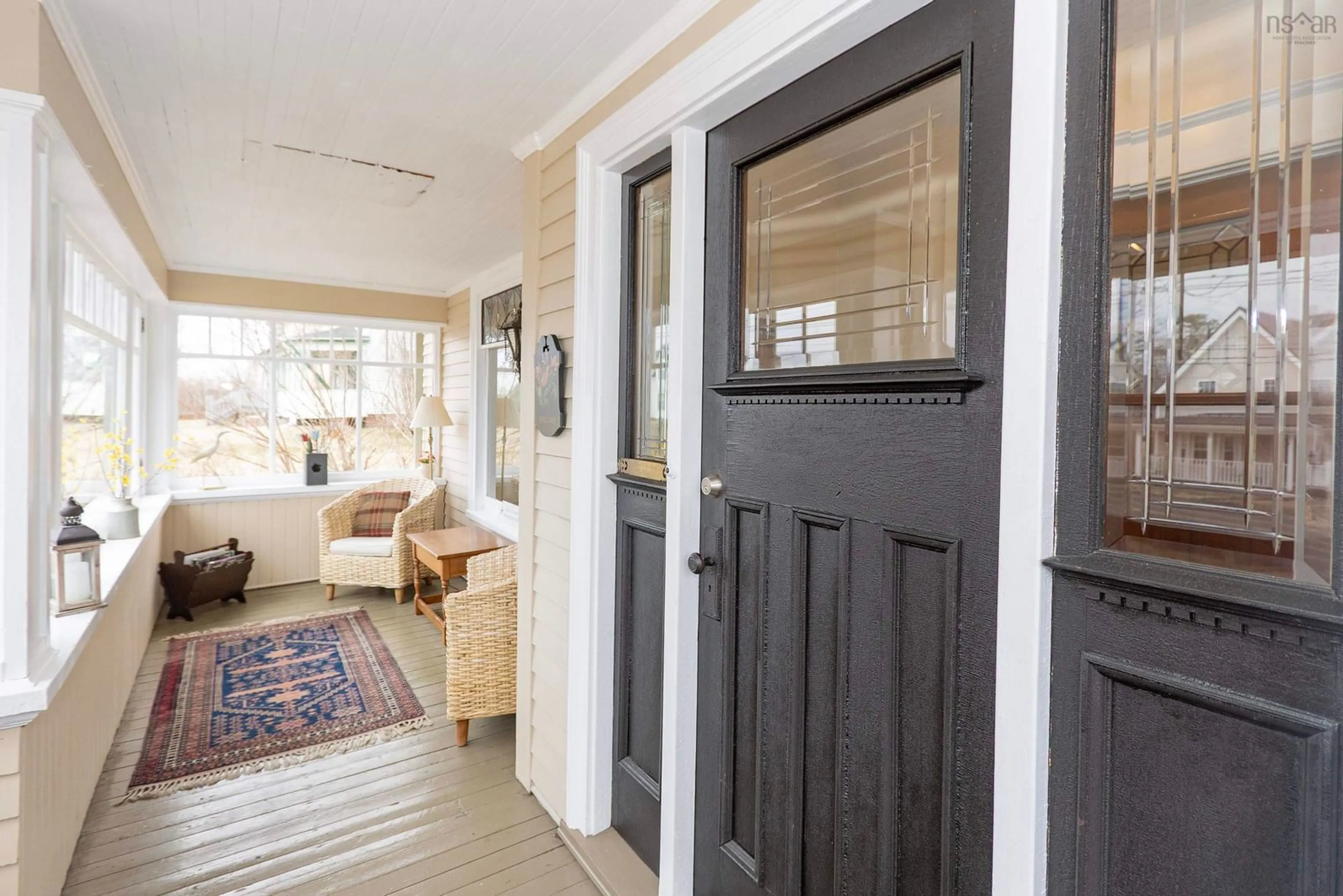 Indoor entryway for 139 Main St, Springhill Nova Scotia B0M 1X0