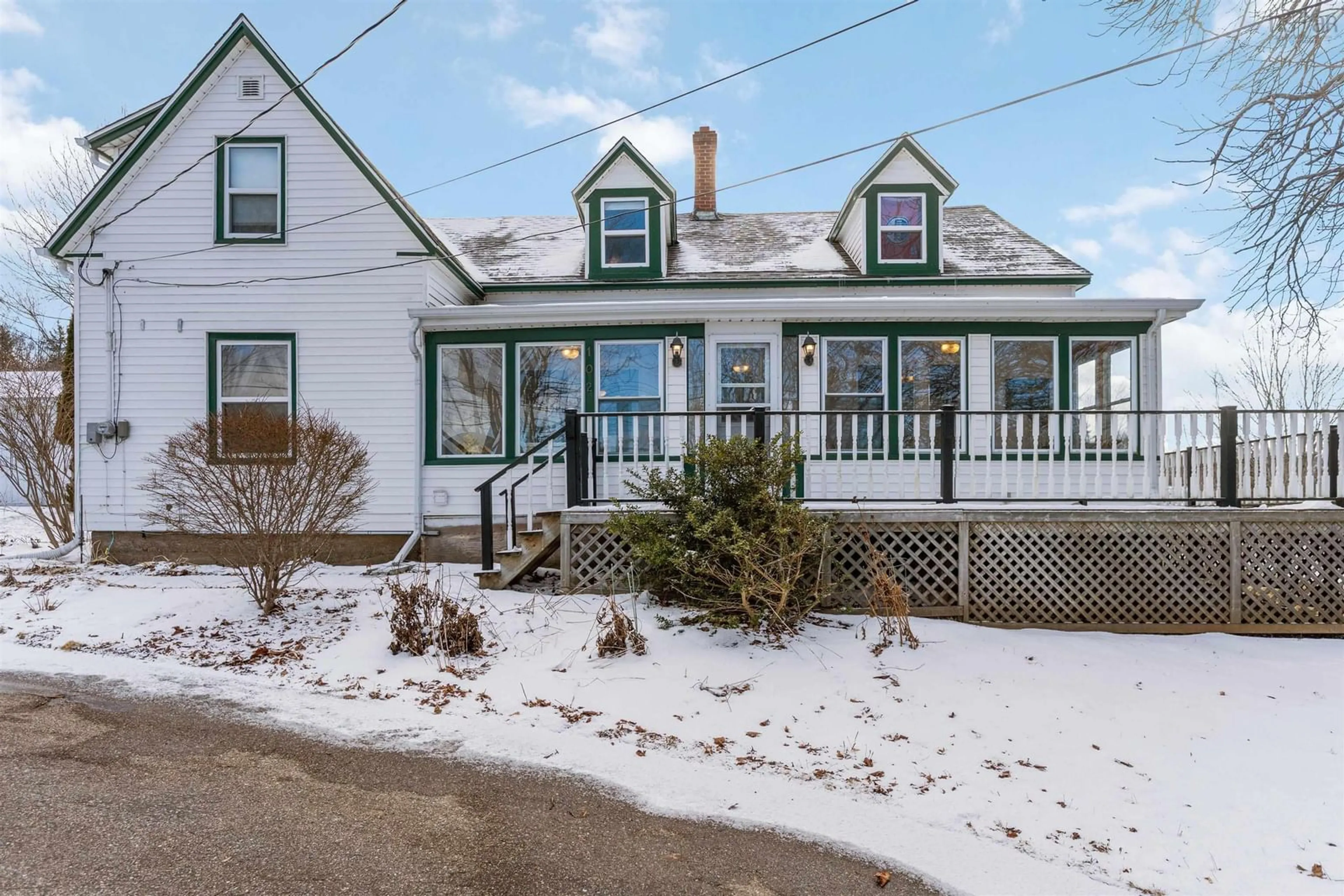 Unknown for 102 Old Post Rd, Clementsport Nova Scotia B0S 1E0