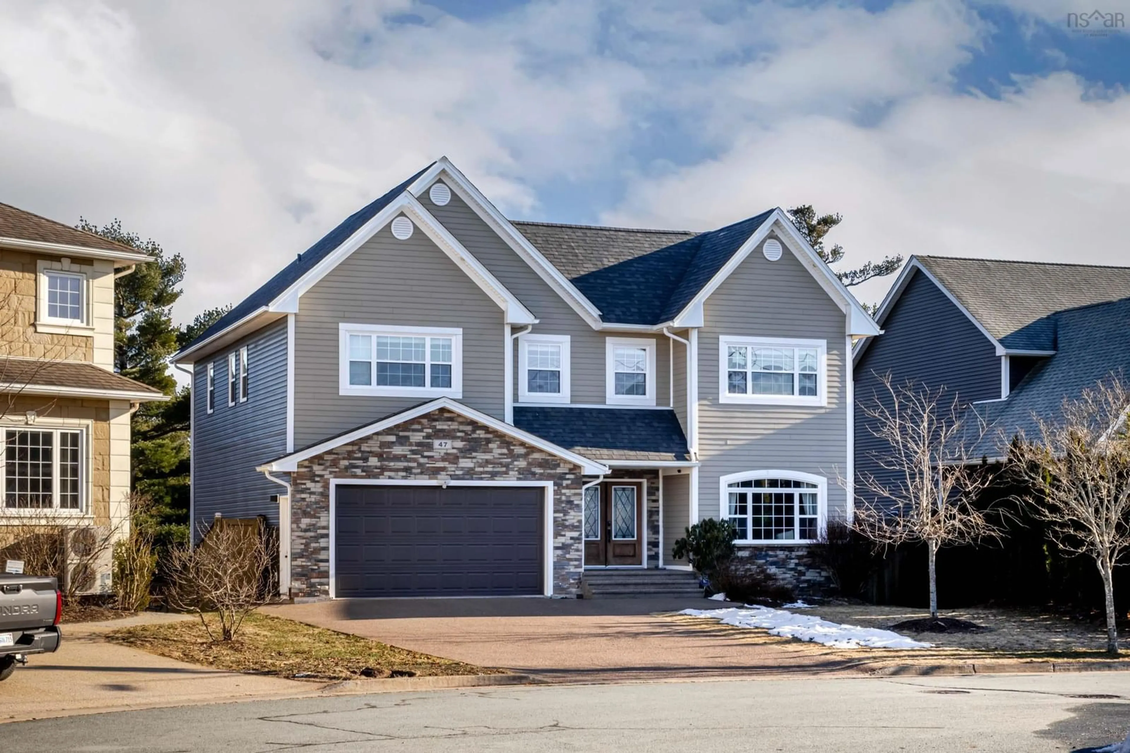 Home with vinyl exterior material, street for 47 Crozier Crt, Halifax Nova Scotia B3M 0C3