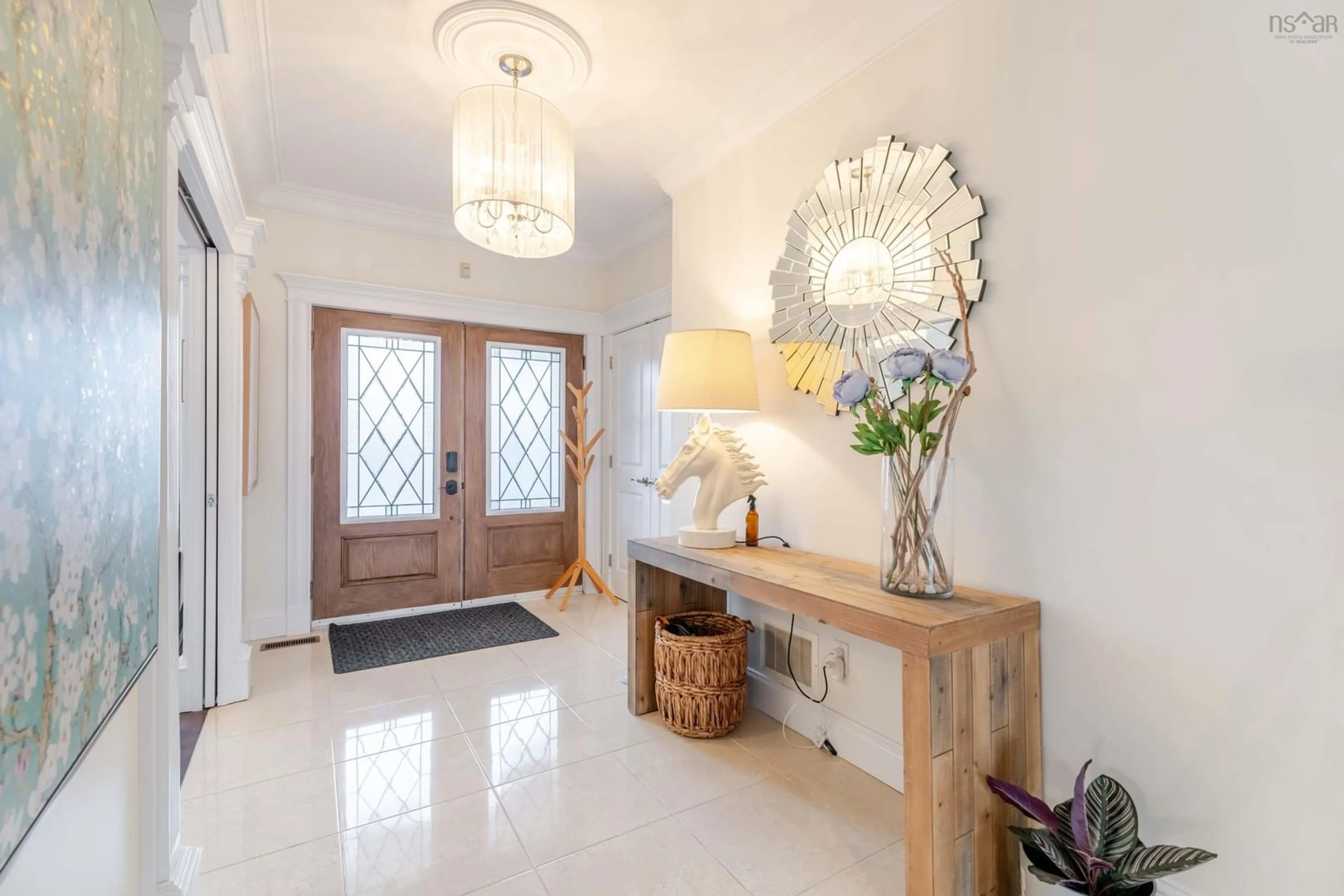 Indoor entryway for 47 Crozier Crt, Halifax Nova Scotia B3M 0C3