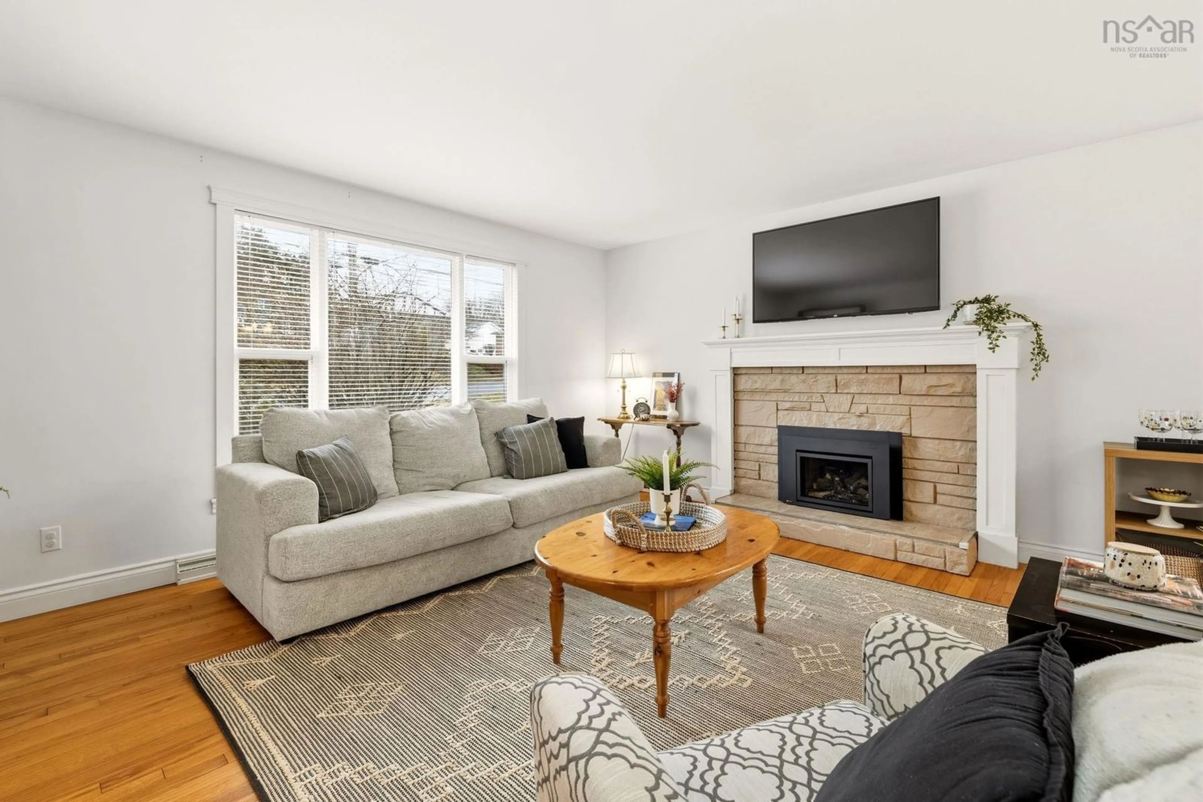 Living room with furniture, unknown for 11 Ernest Ave, Dartmouth Nova Scotia B3A 2H3