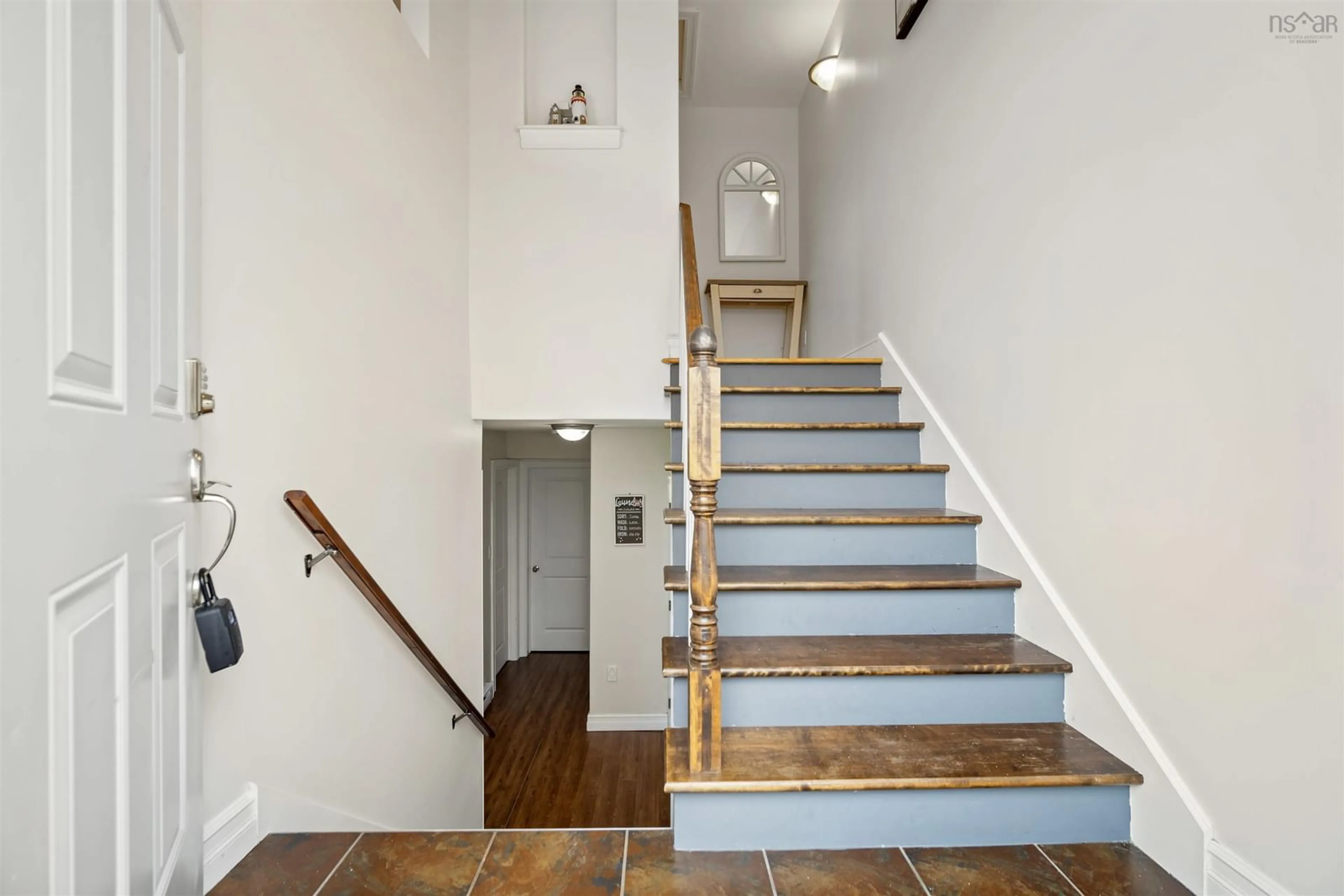 Stairs for 17B Hartlen Ave, Halifax Nova Scotia B3R 1R5