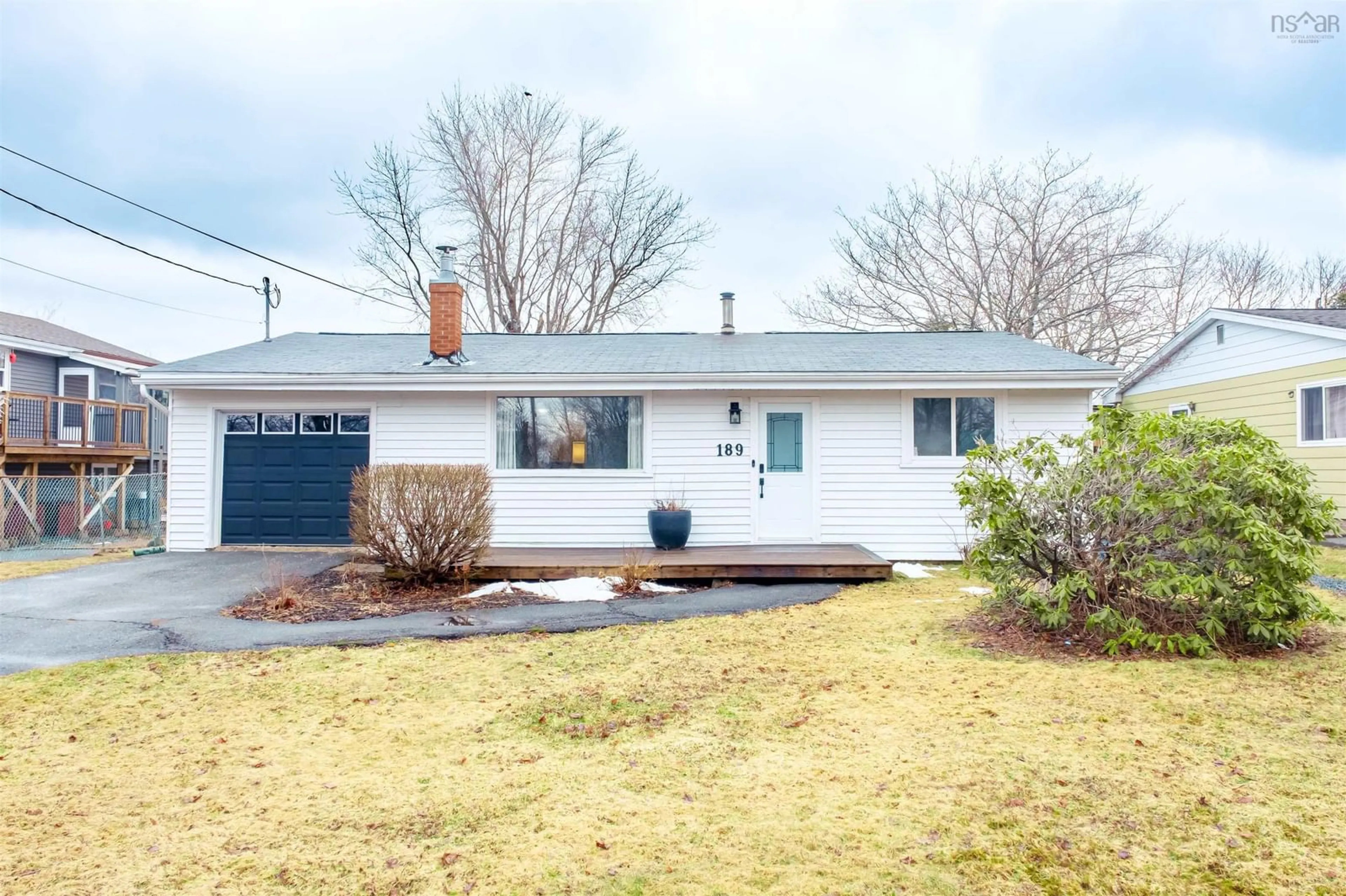 Home with vinyl exterior material, street for 189 Montague Rd, Lake Loon Nova Scotia B2W 3P6