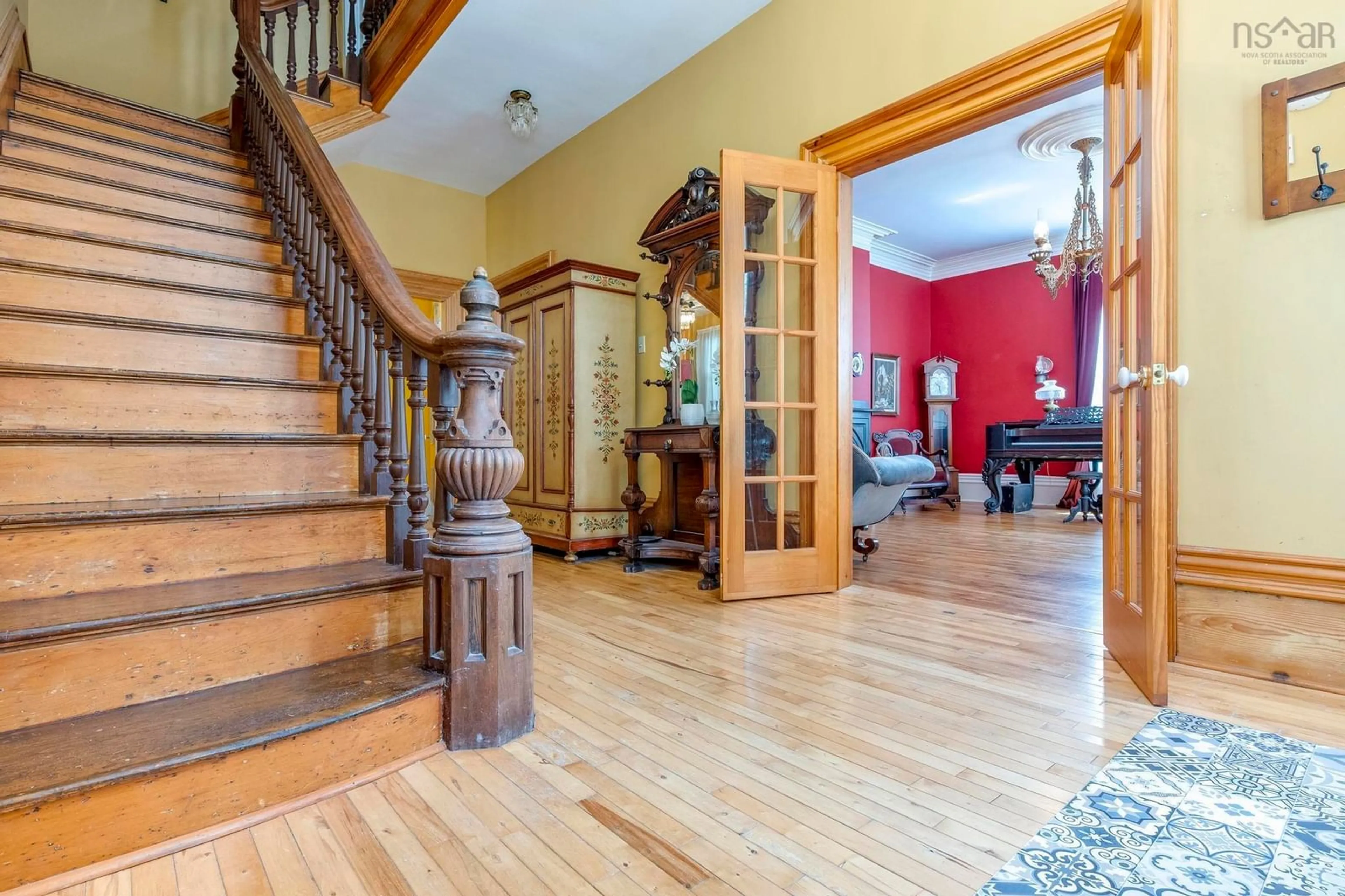 Indoor foyer for 446 St George St, Annapolis Royal Nova Scotia B0S 1A0