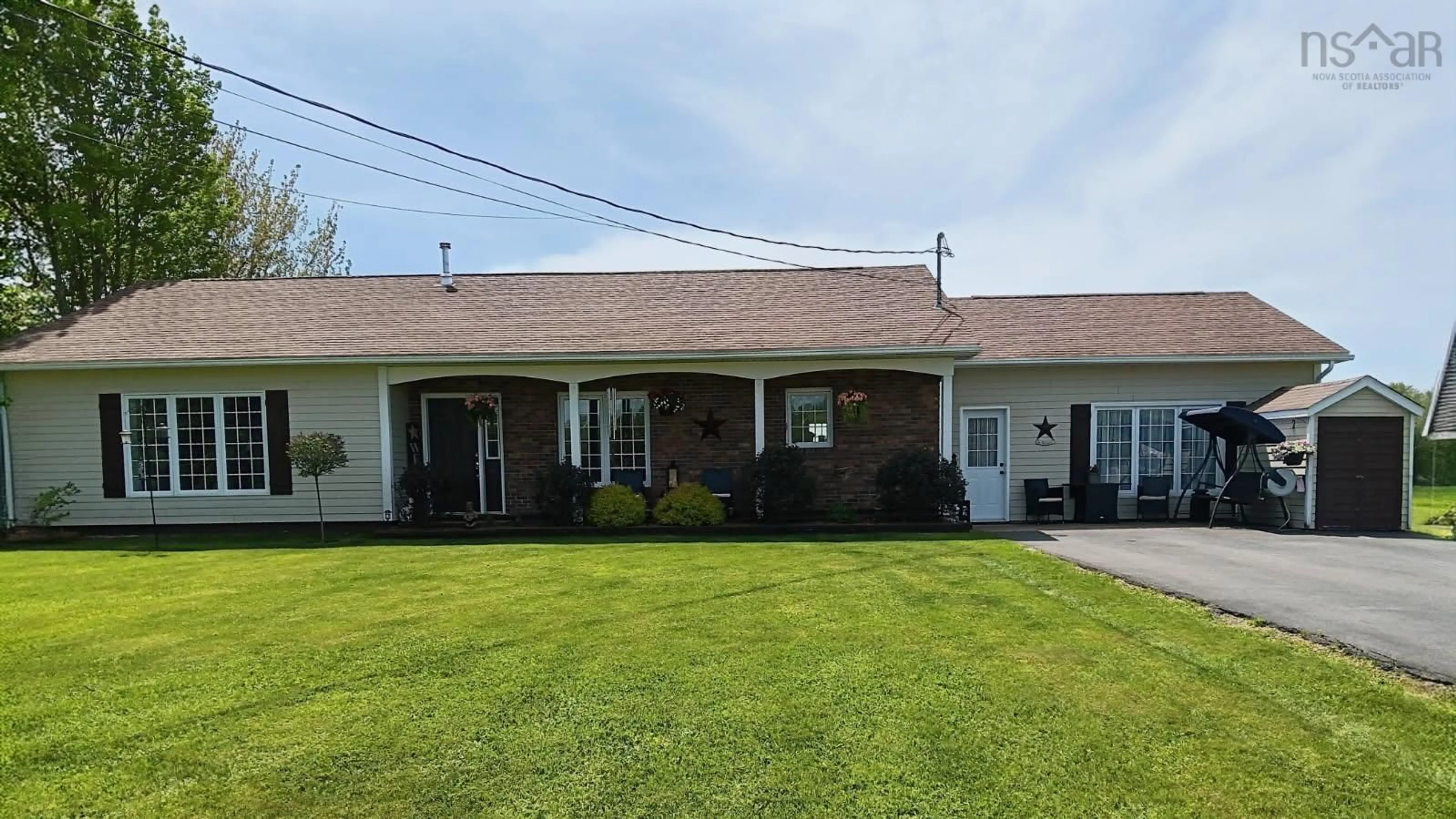 A pic from outside/outdoor area/front of a property/back of a property/a pic from drone, unknown for 885 Thompson Rd, Waterville Nova Scotia B0P 1V0