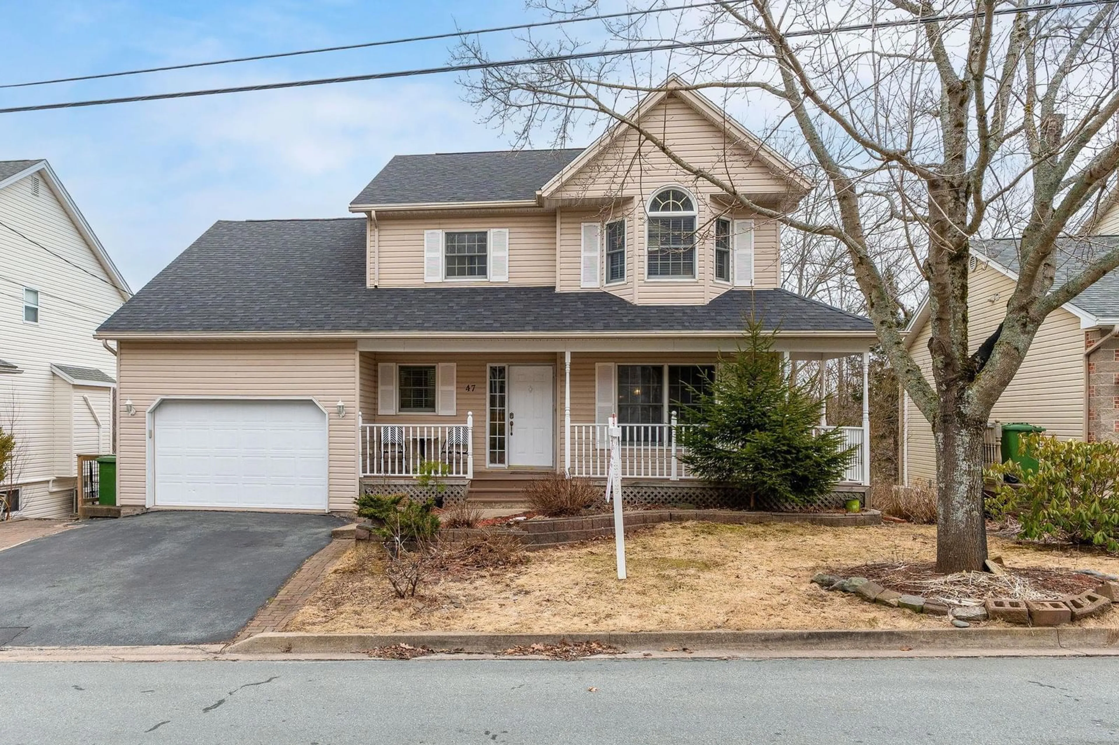 Home with vinyl exterior material, street for 47 Nottingham St, Bedford Nova Scotia B4A 3A8