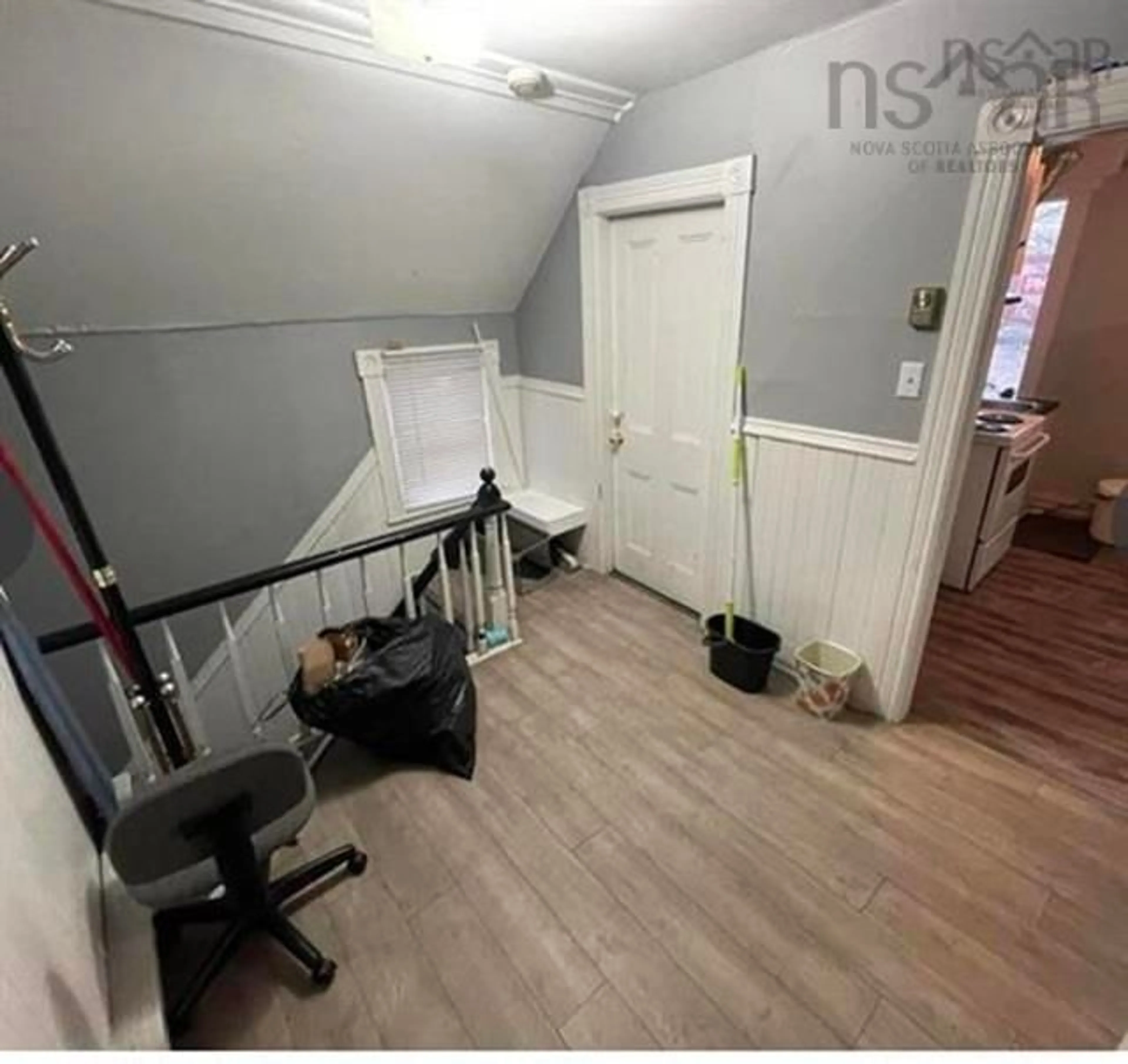 A pic of a room for 428 George St, Sydney Nova Scotia B1P 1K3