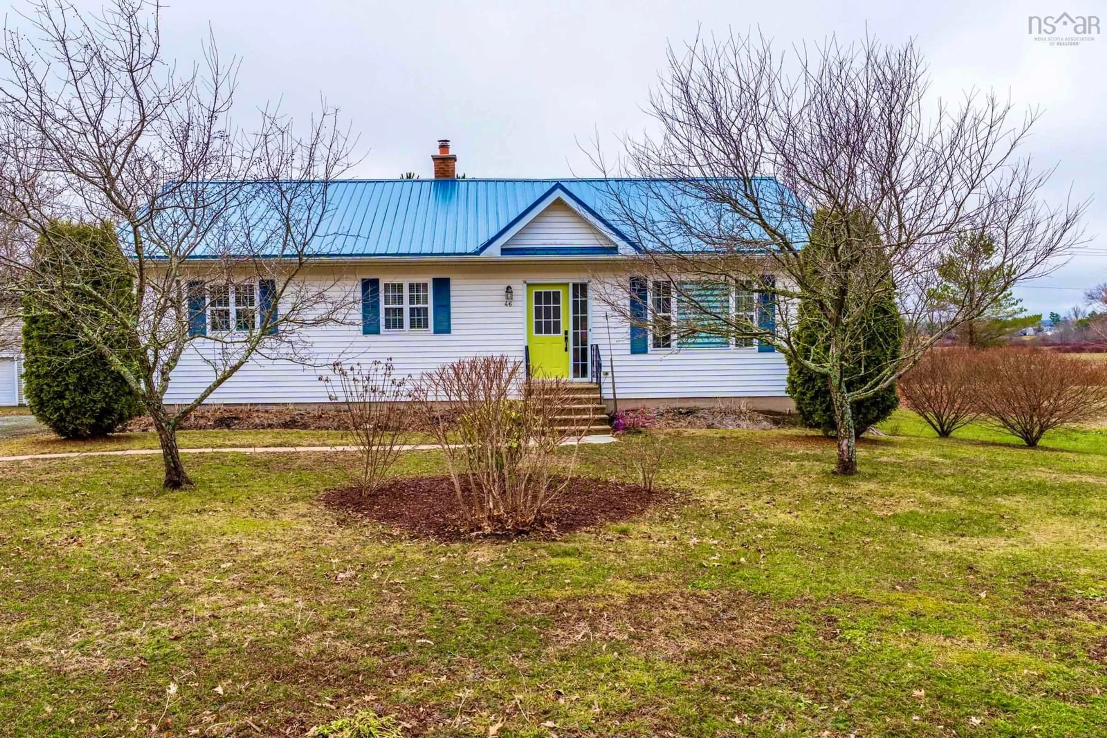 A pic from outside/outdoor area/front of a property/back of a property/a pic from drone, building for 46 Riverview Dr, Bridgetown Nova Scotia B0S 1C0