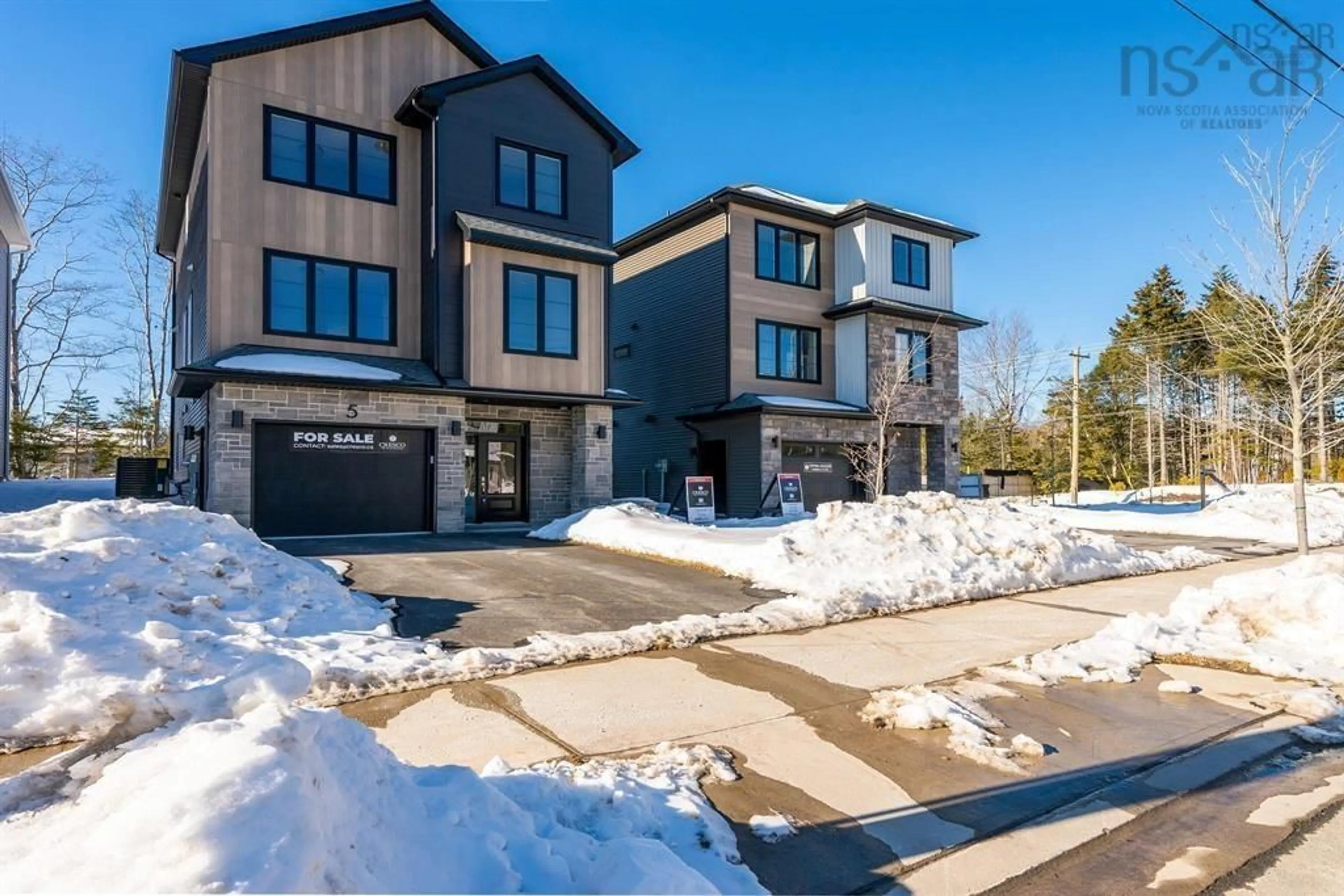 Unknown for 5 Pearlgarden Close, Dartmouth Nova Scotia B2X 0C2