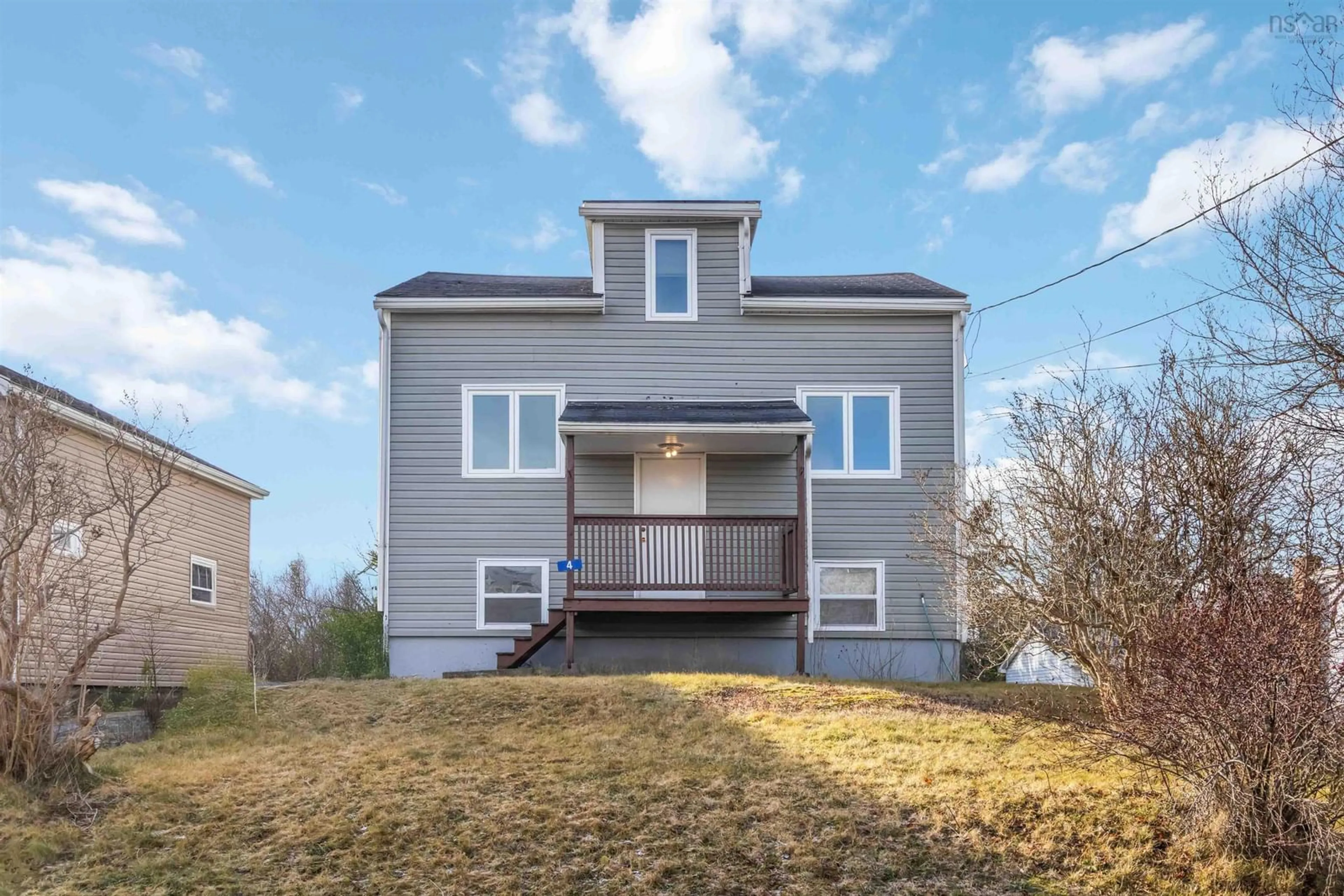 Unknown for 4 Hayes St, Halifax Nova Scotia B3R 2B5