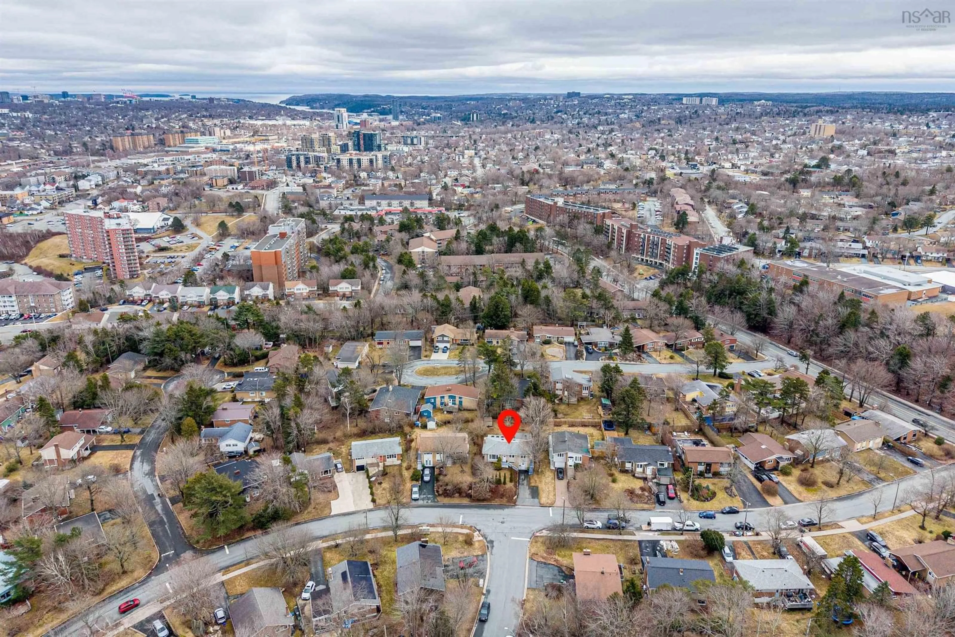 A pic from outside/outdoor area/front of a property/back of a property/a pic from drone, unknown for 40 Gateway Rd, Halifax Nova Scotia B3M 1M9