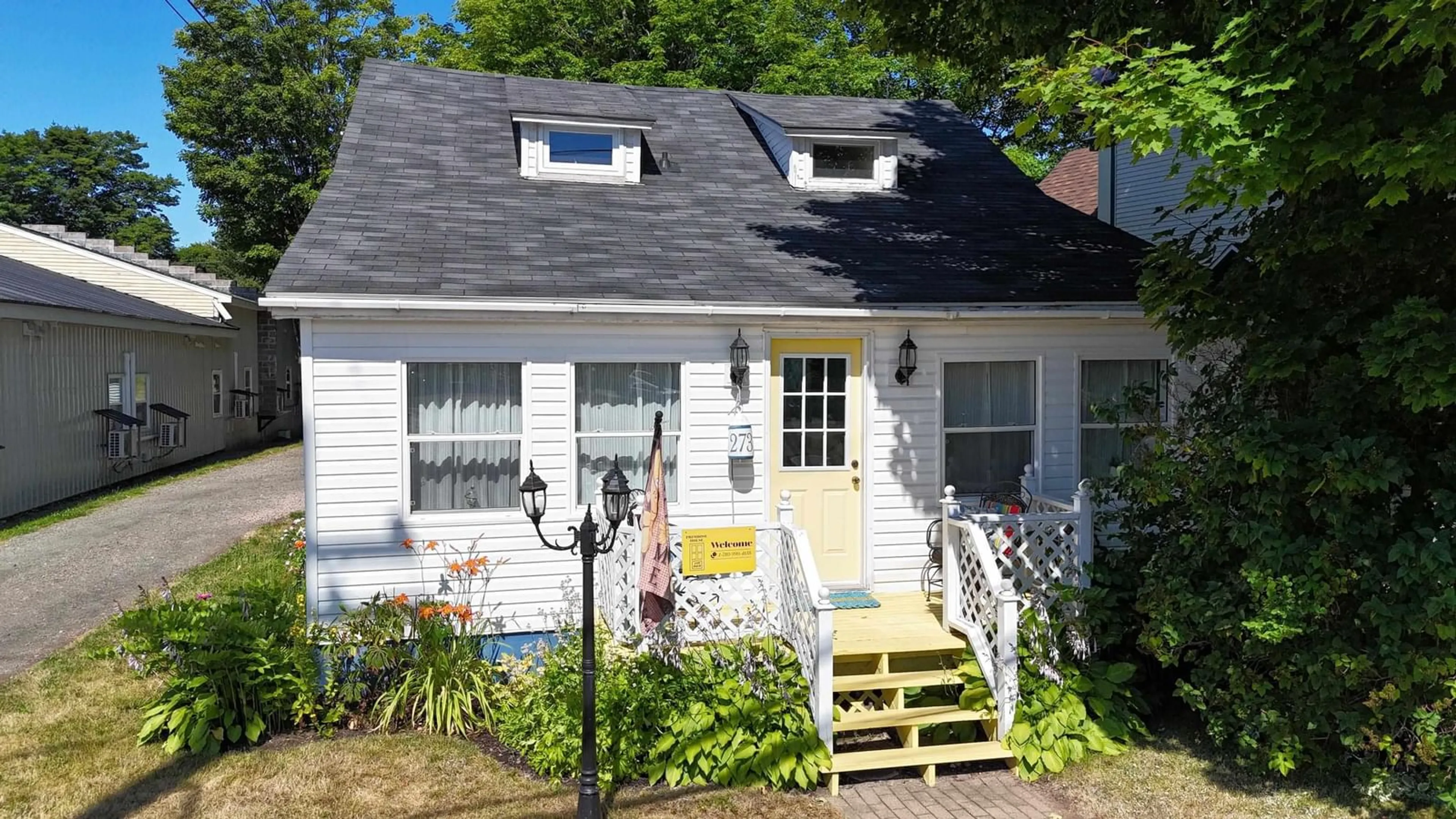 Home with vinyl exterior material, street for 273 Main St, Parrsboro Nova Scotia B0M 1S0