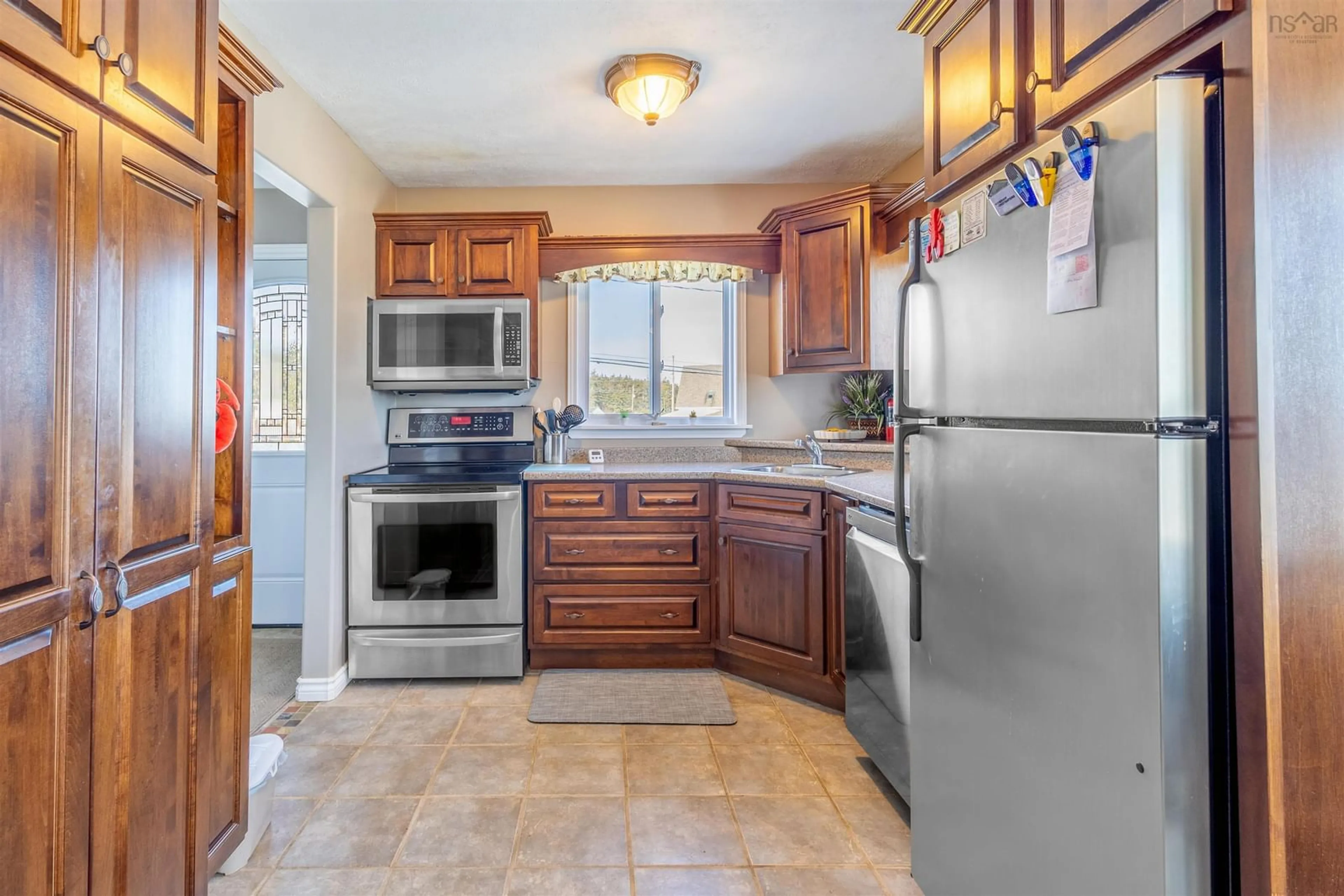 Standard kitchen, ceramic/tile floor for 16 Seaview Lane, Main-À-Dieu Nova Scotia B1C 1Z2