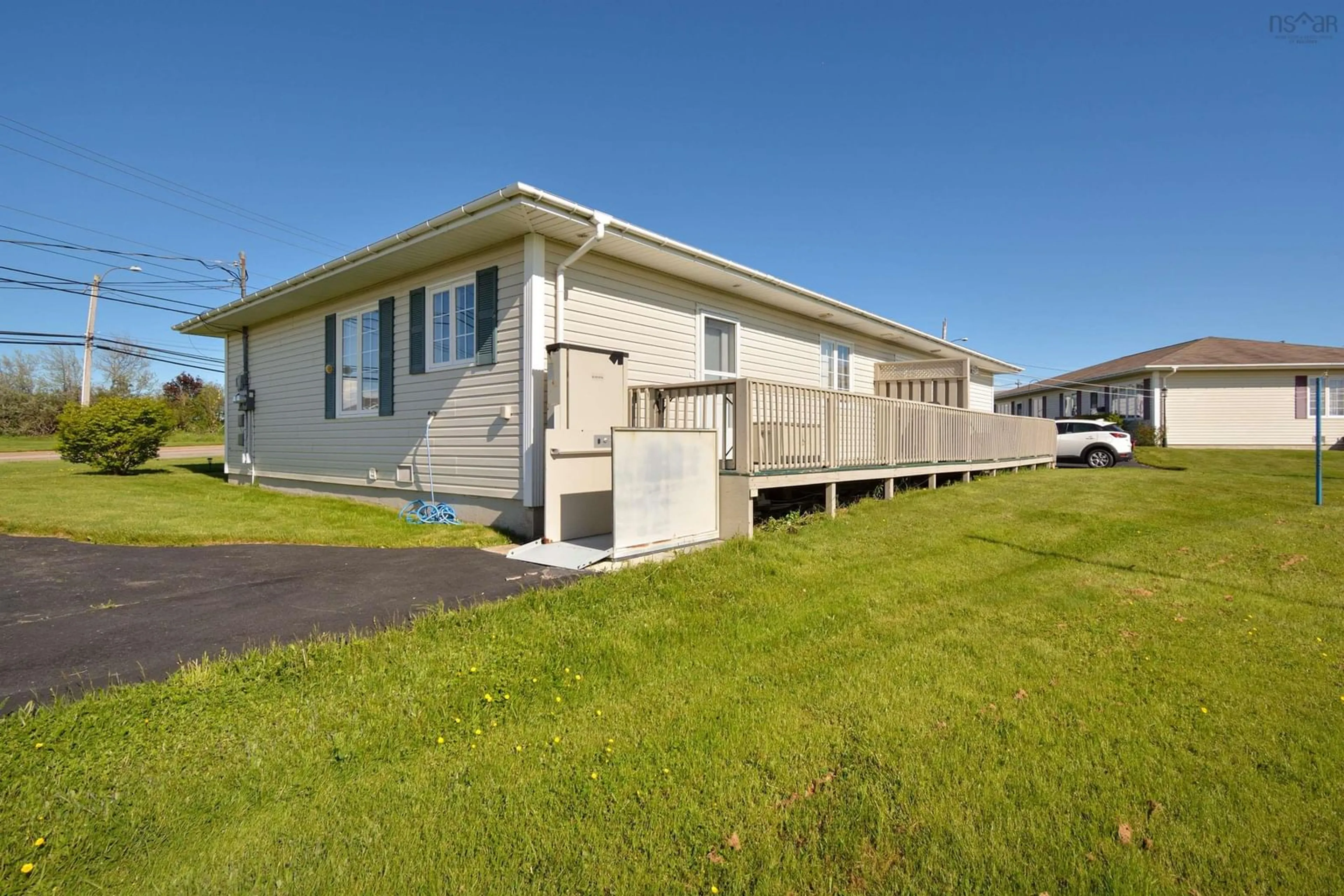 Home with vinyl exterior material, unknown for 16 Karl's Lane, Glace Bay Nova Scotia B1A 6Y7