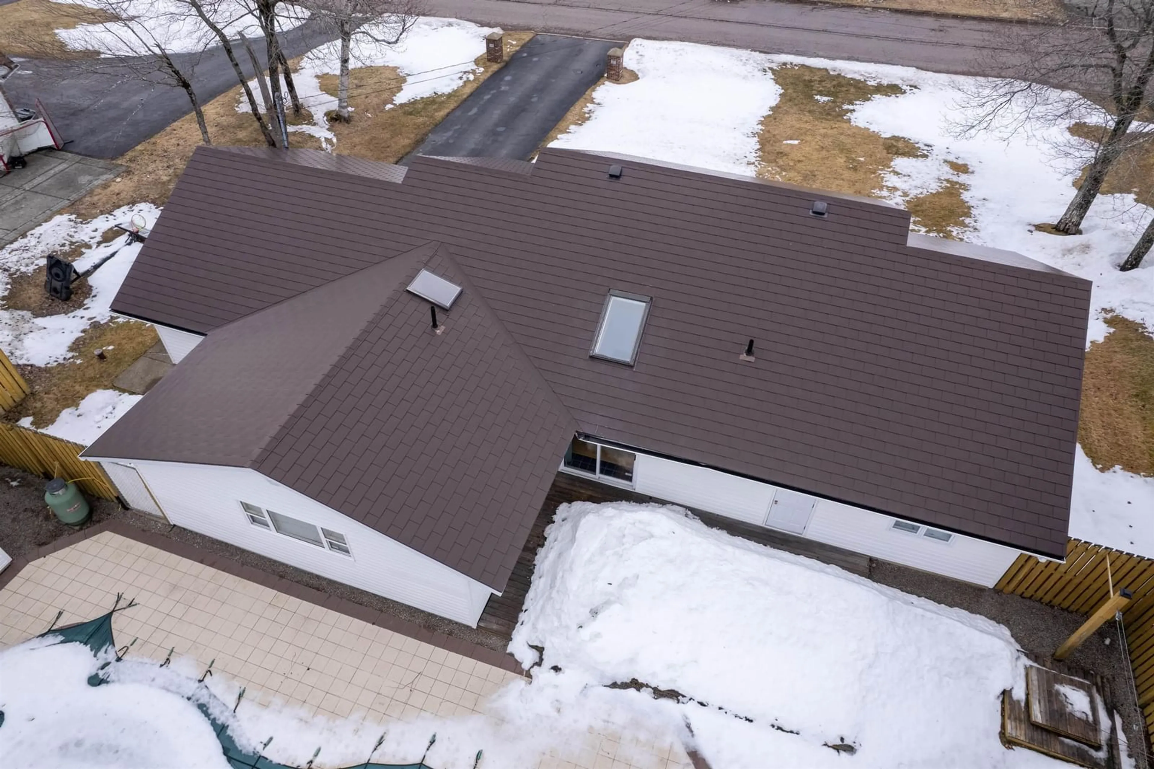 A pic from outside/outdoor area/front of a property/back of a property/a pic from drone, building for 234 Riverview Dr, Sydney River Nova Scotia B1S 3R7