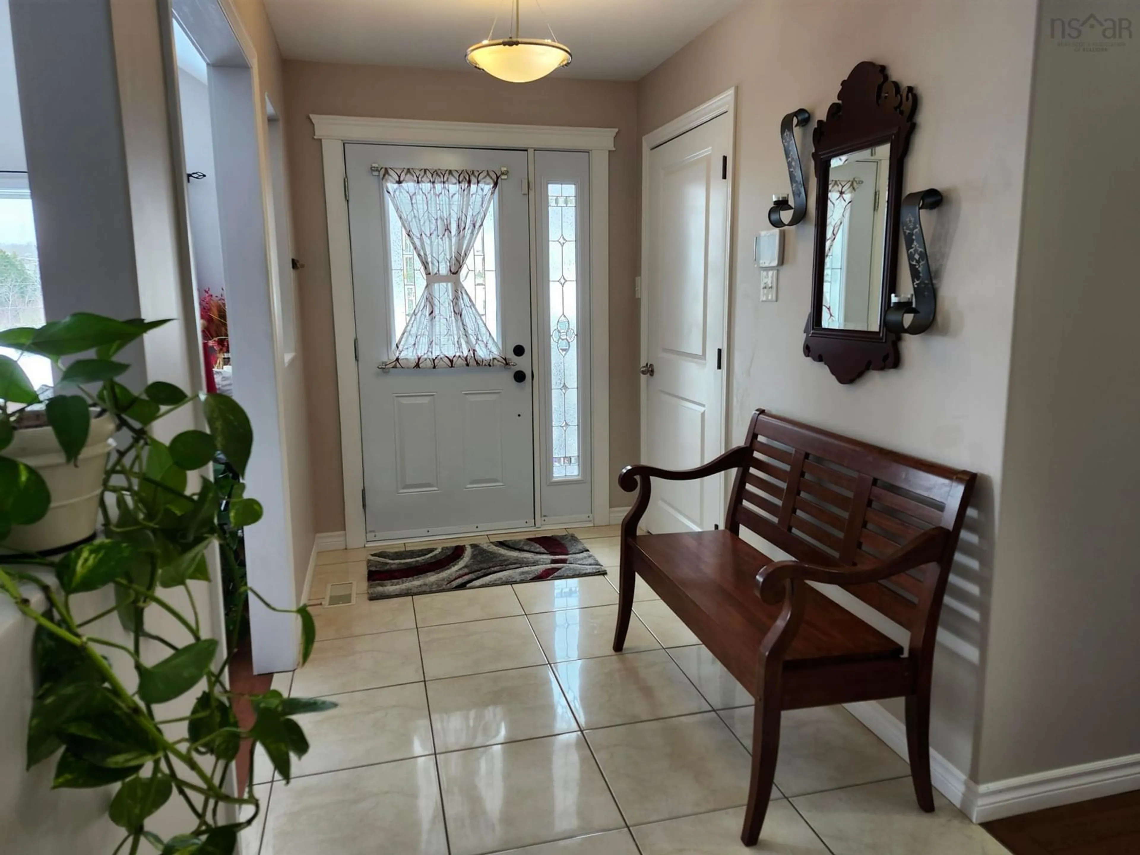 Indoor entryway for 377 Laurel Ridge Dr, Beaver Bank Nova Scotia B4G 1H7