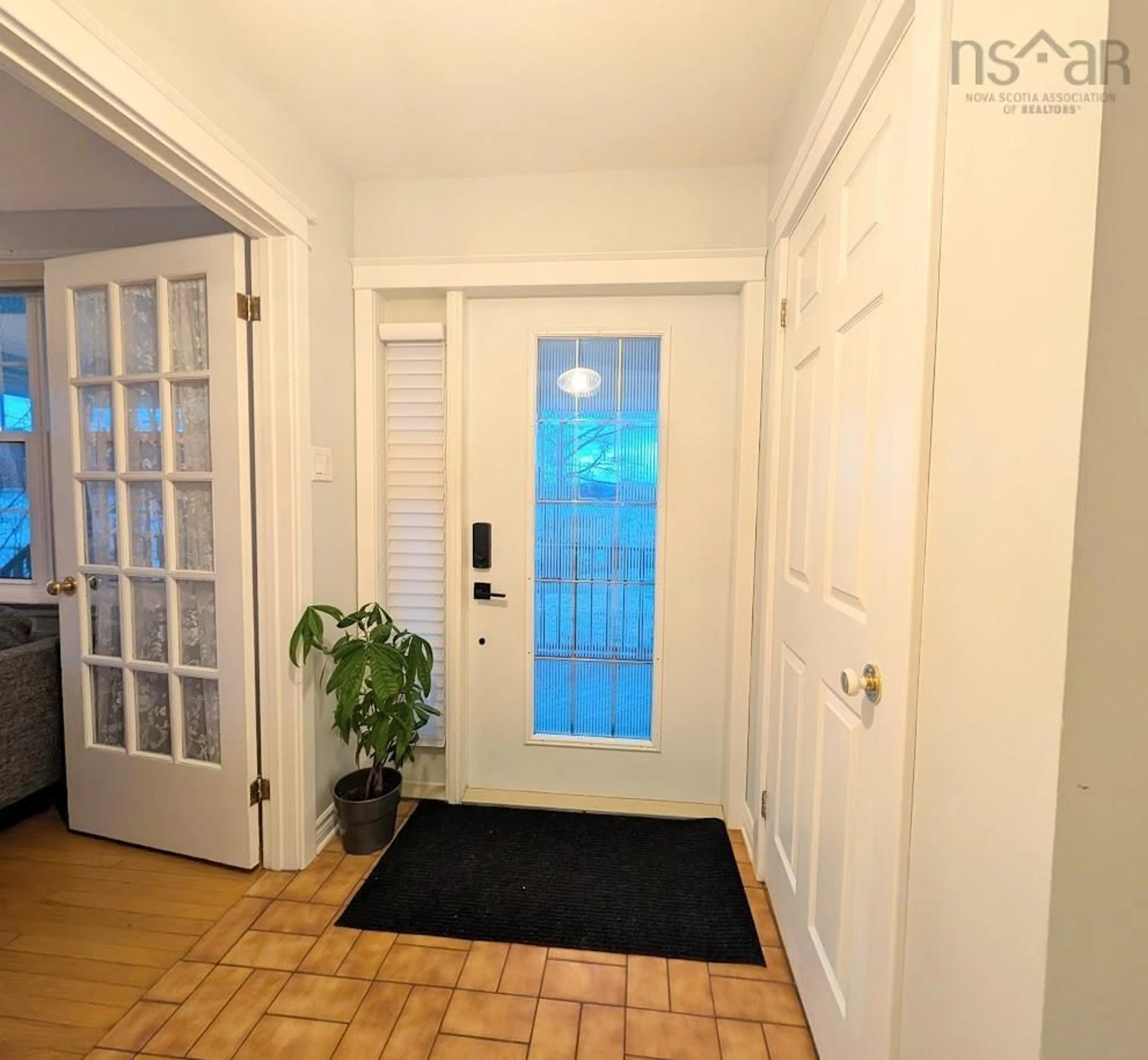 Indoor entryway for 62 Maclaughlin Dr, Port Hawkesbury Nova Scotia B9A 2E8