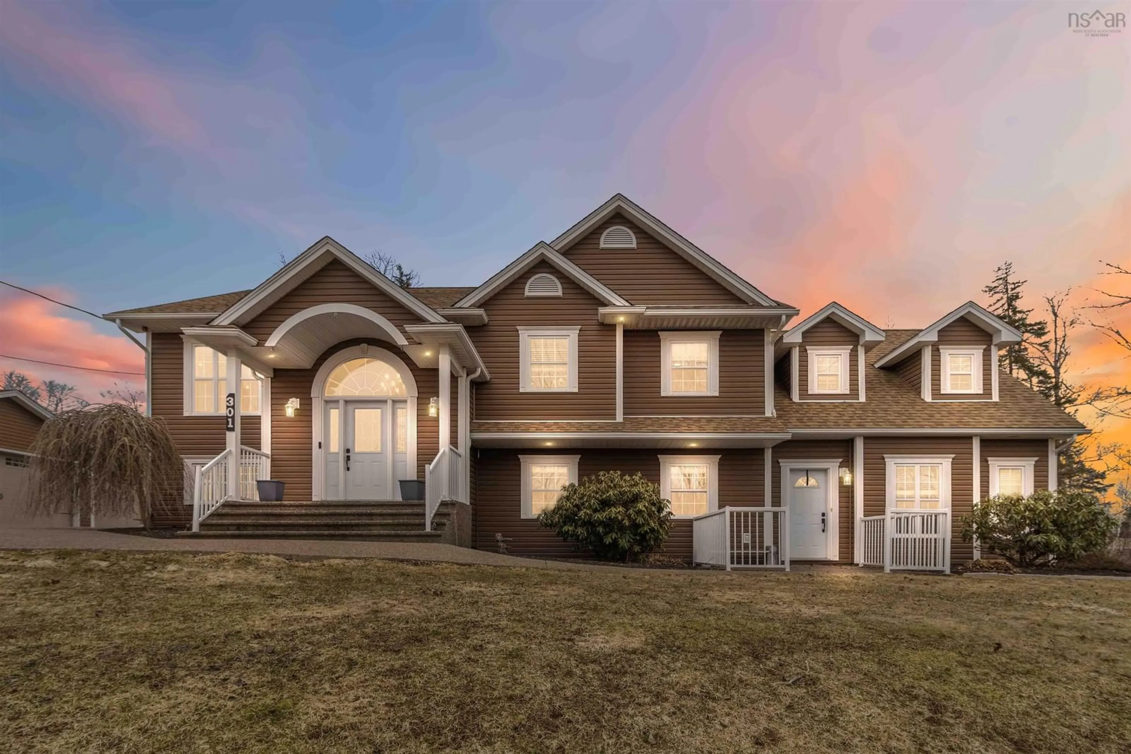 Home with vinyl exterior material, unknown for 301 Preakness Cres, Fall River Nova Scotia B2T 1W8