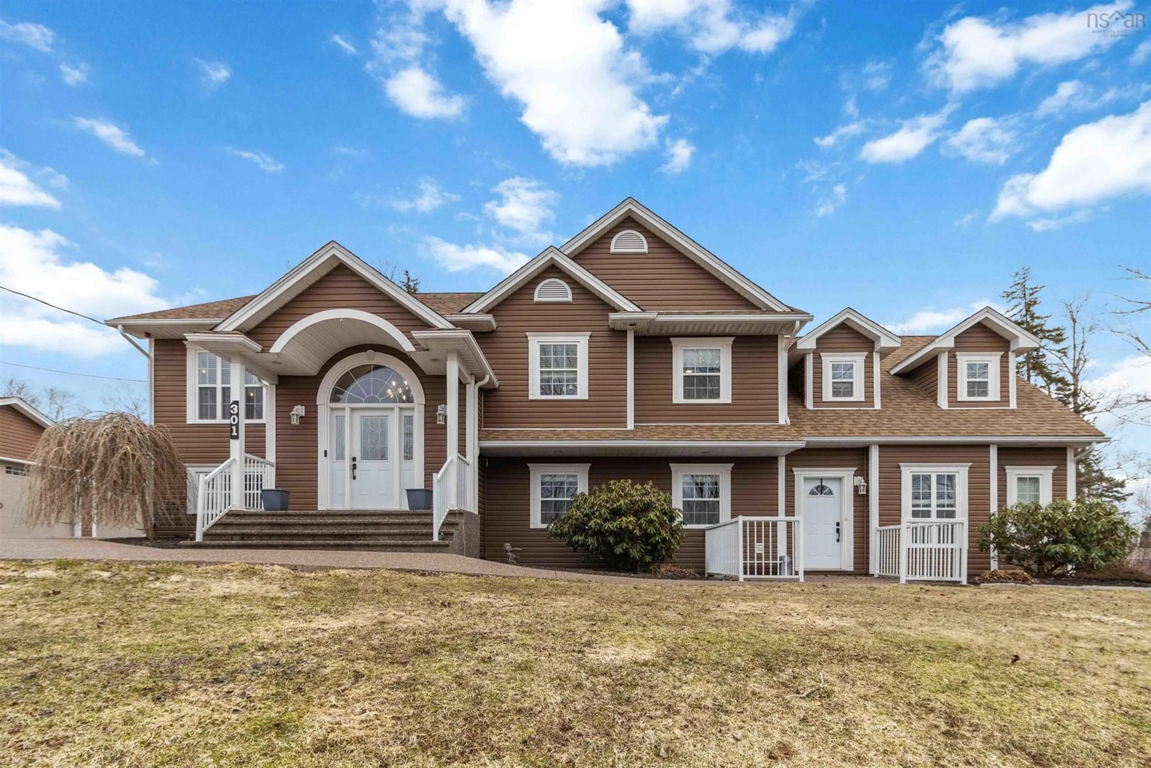 Home with vinyl exterior material, unknown for 301 Preakness Cres, Fall River Nova Scotia B2T 1W8