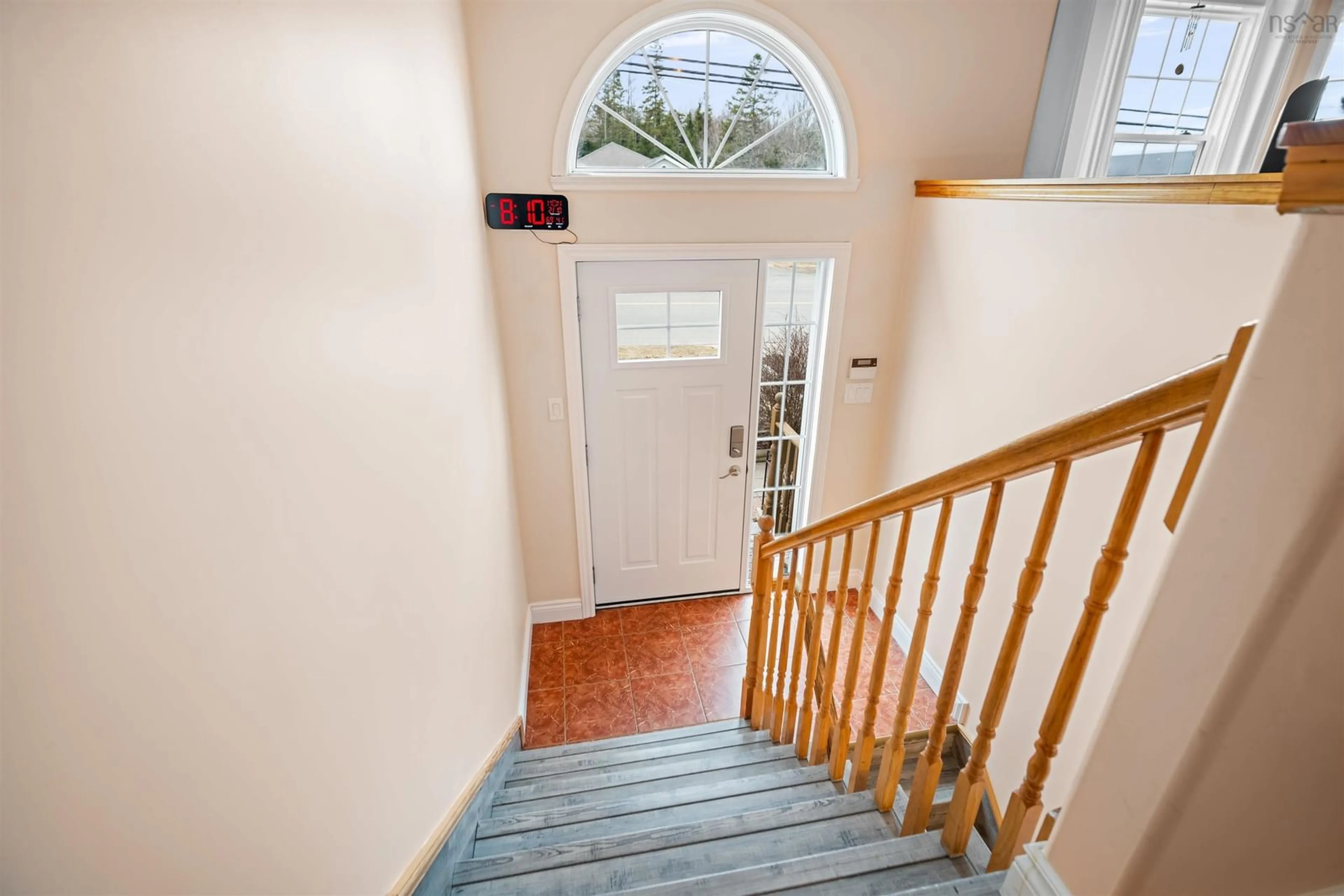 Indoor entryway for 453 Young St, Truro Nova Scotia B2N 3Y8
