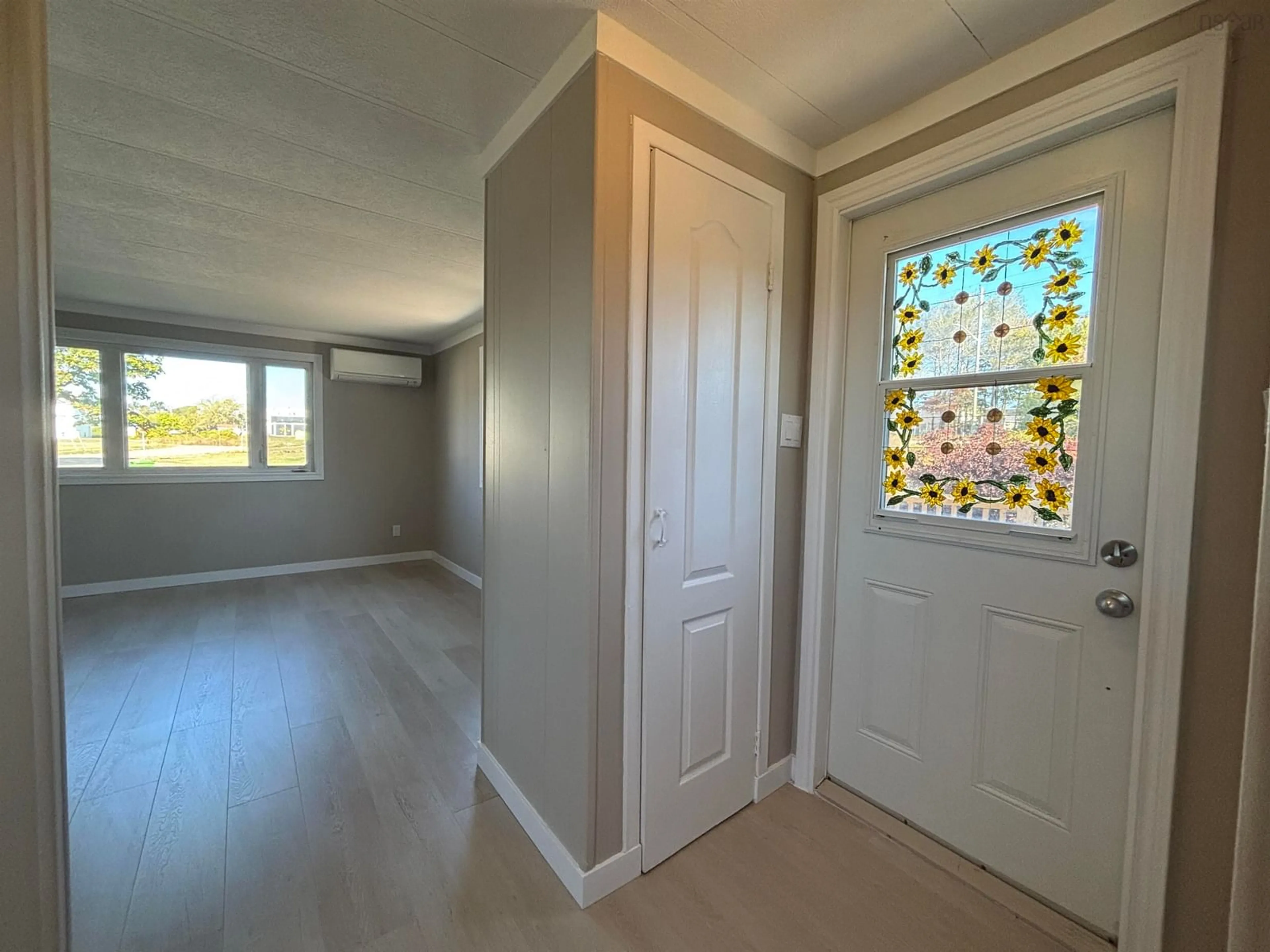 Indoor entryway for 14 Chisholm Crt, Port Hawkesbury Nova Scotia B9A 3M2