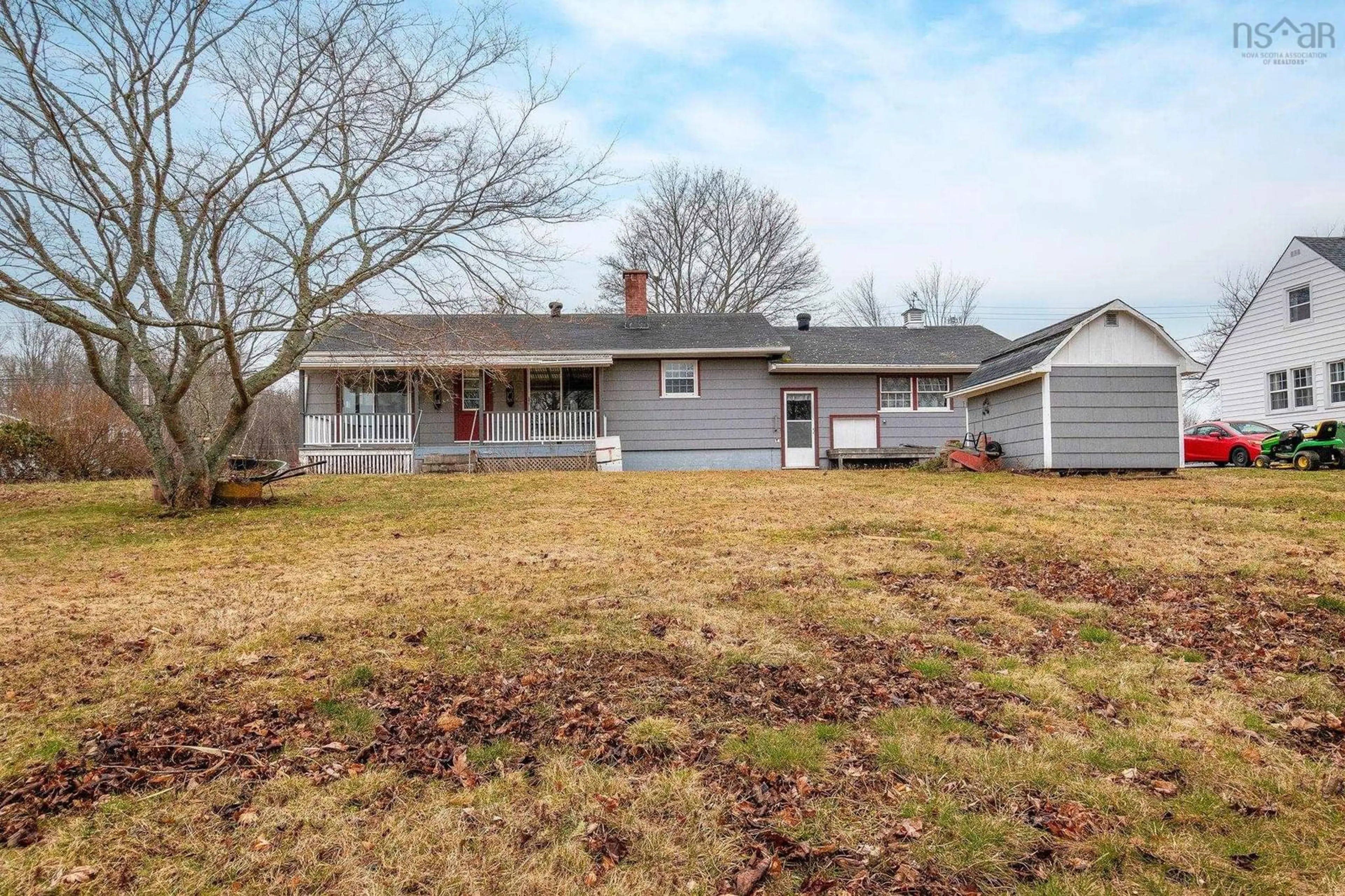 A pic from outside/outdoor area/front of a property/back of a property/a pic from drone, street for 30 Victoria Street, Middleton Nova Scotia B0S 1P0