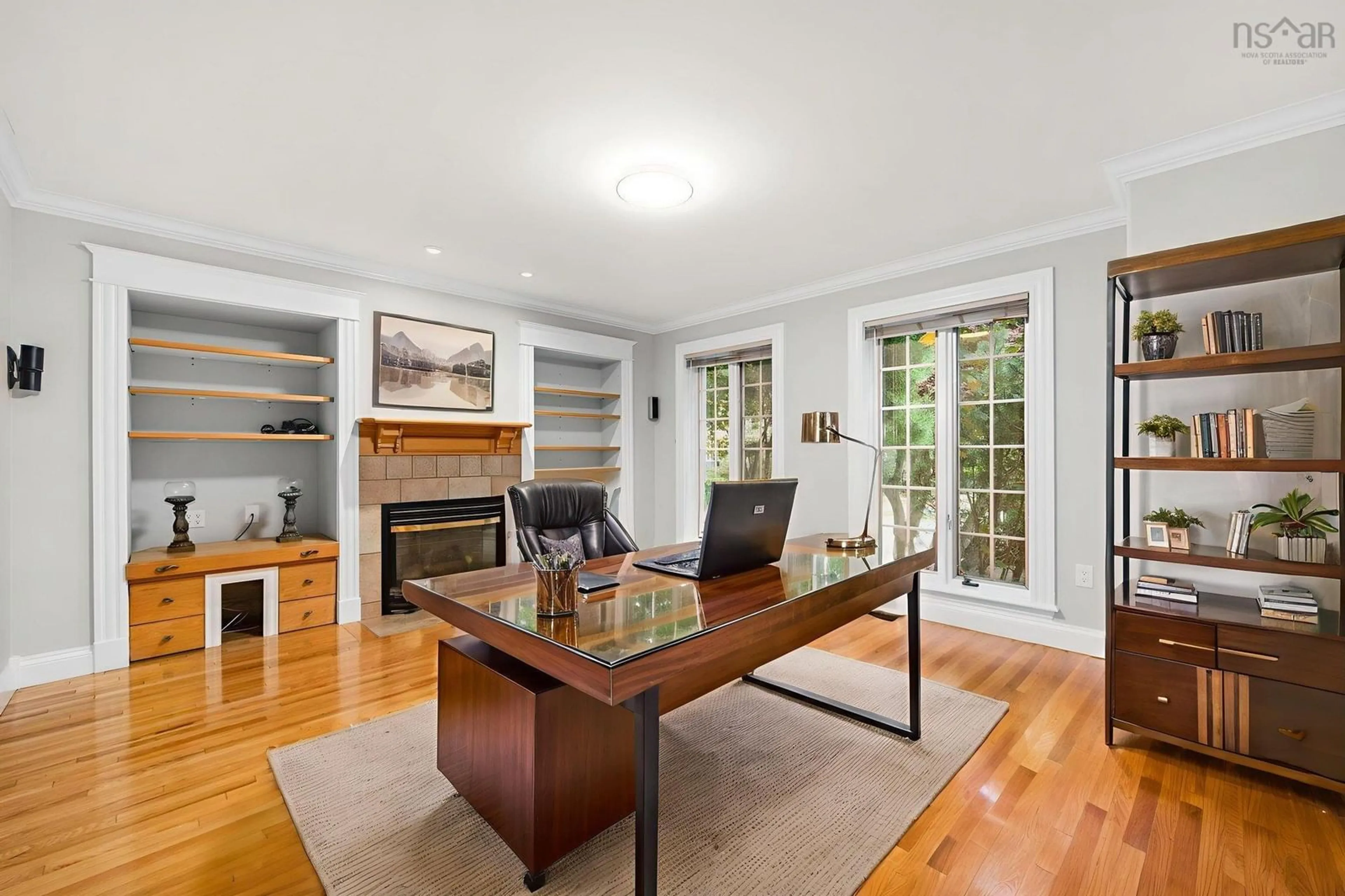 Unknown for 916 Young Ave, Halifax Nova Scotia B3H 2W1