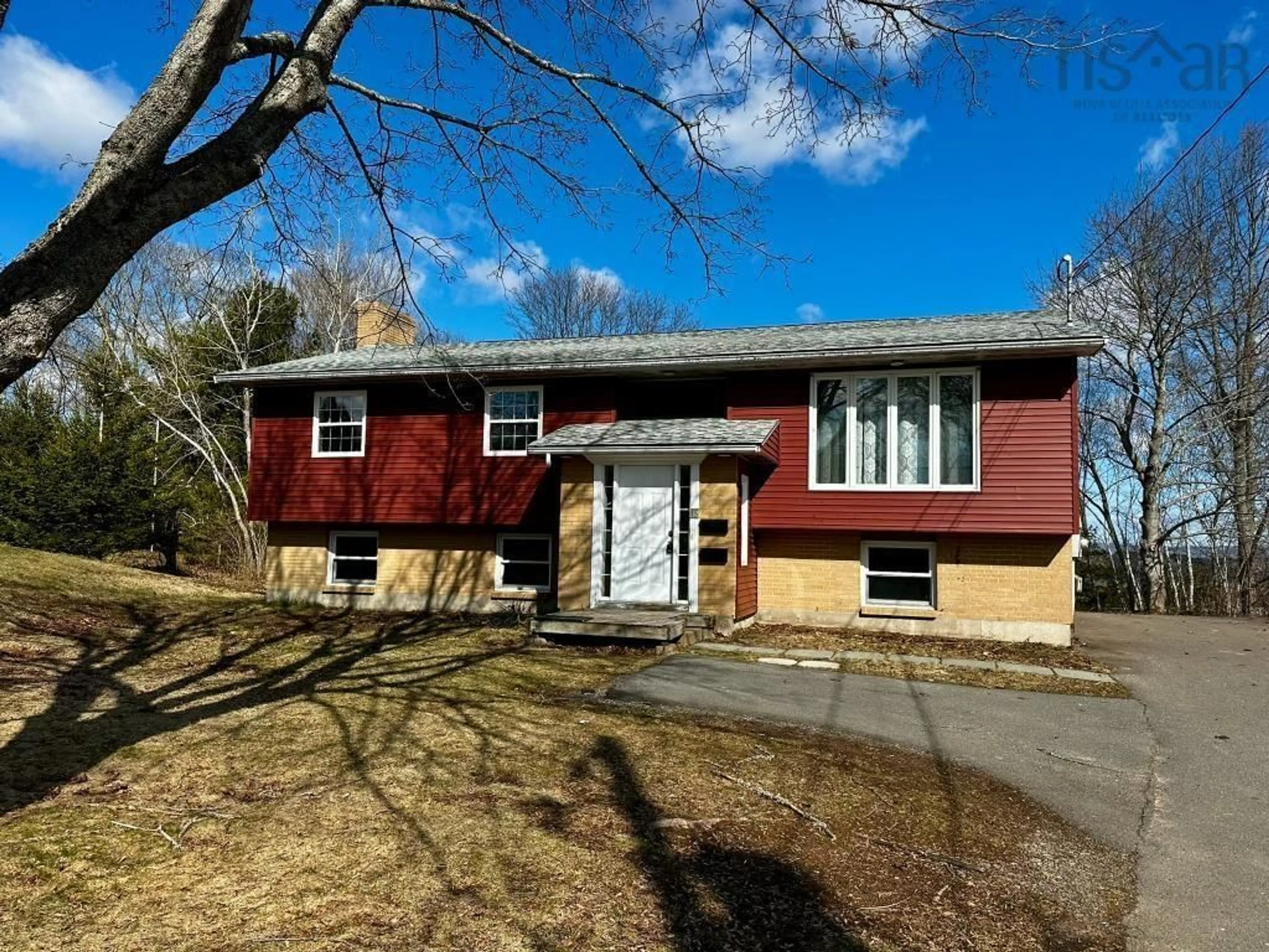 Home with vinyl exterior material, street for 18 Jill St, New Minas Nova Scotia B4N 4N8