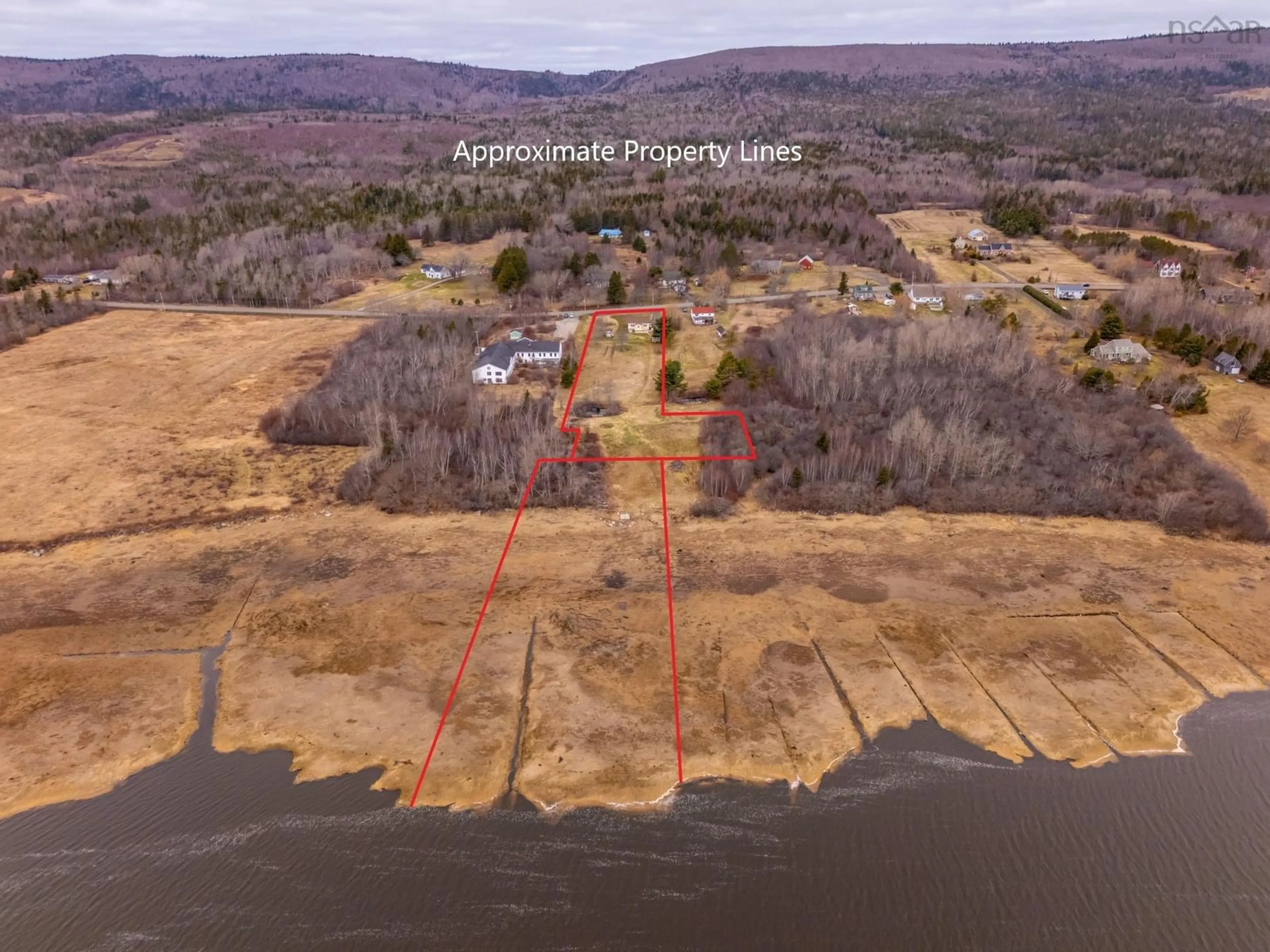A pic from outside/outdoor area/front of a property/back of a property/a pic from drone, water/lake/river/ocean view for 5050 Granville Rd, Granville Ferry Nova Scotia B0S 1A0