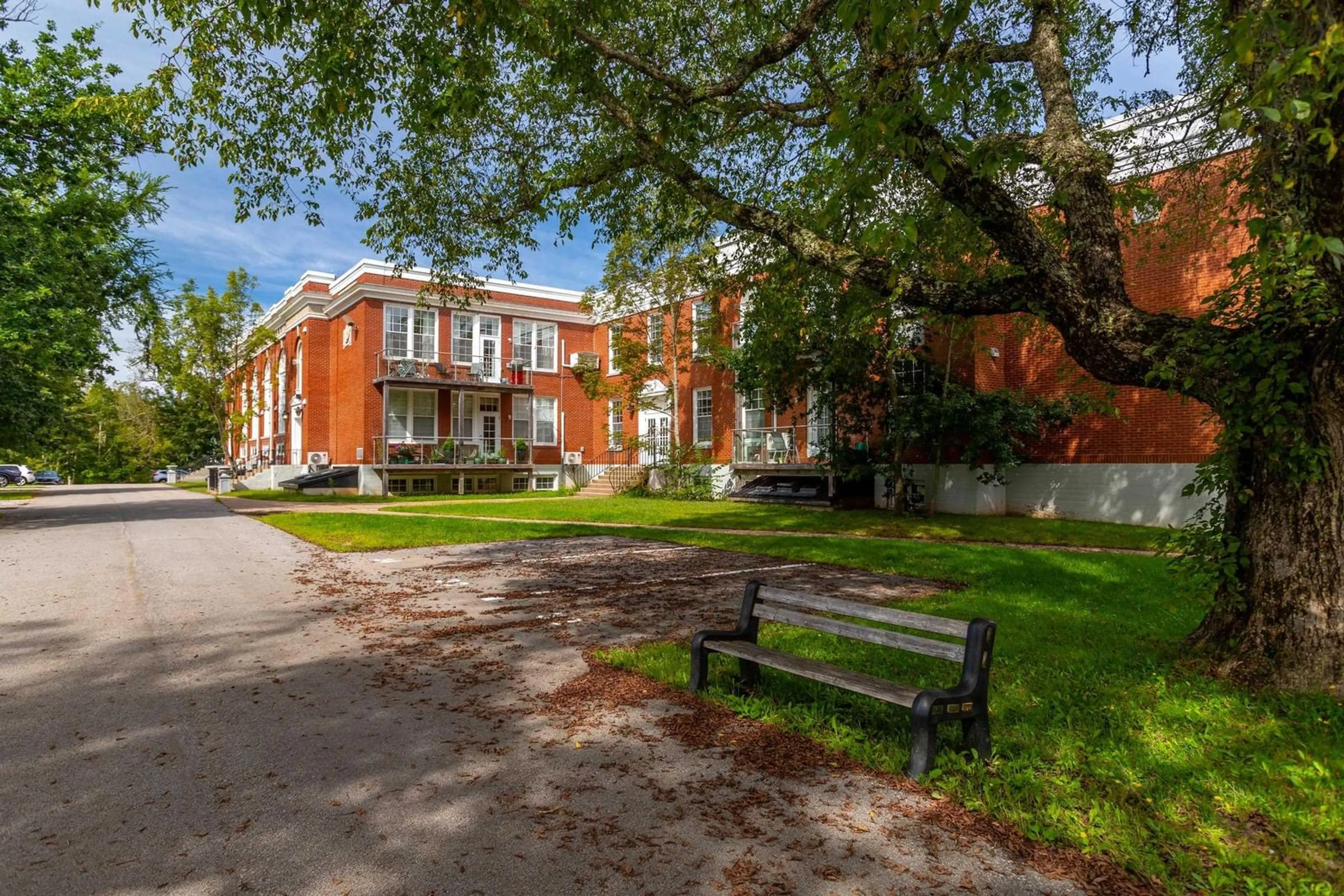 Patio, street for 151 Ritchie St #206, Annapolis Royal Nova Scotia B0S 1A0