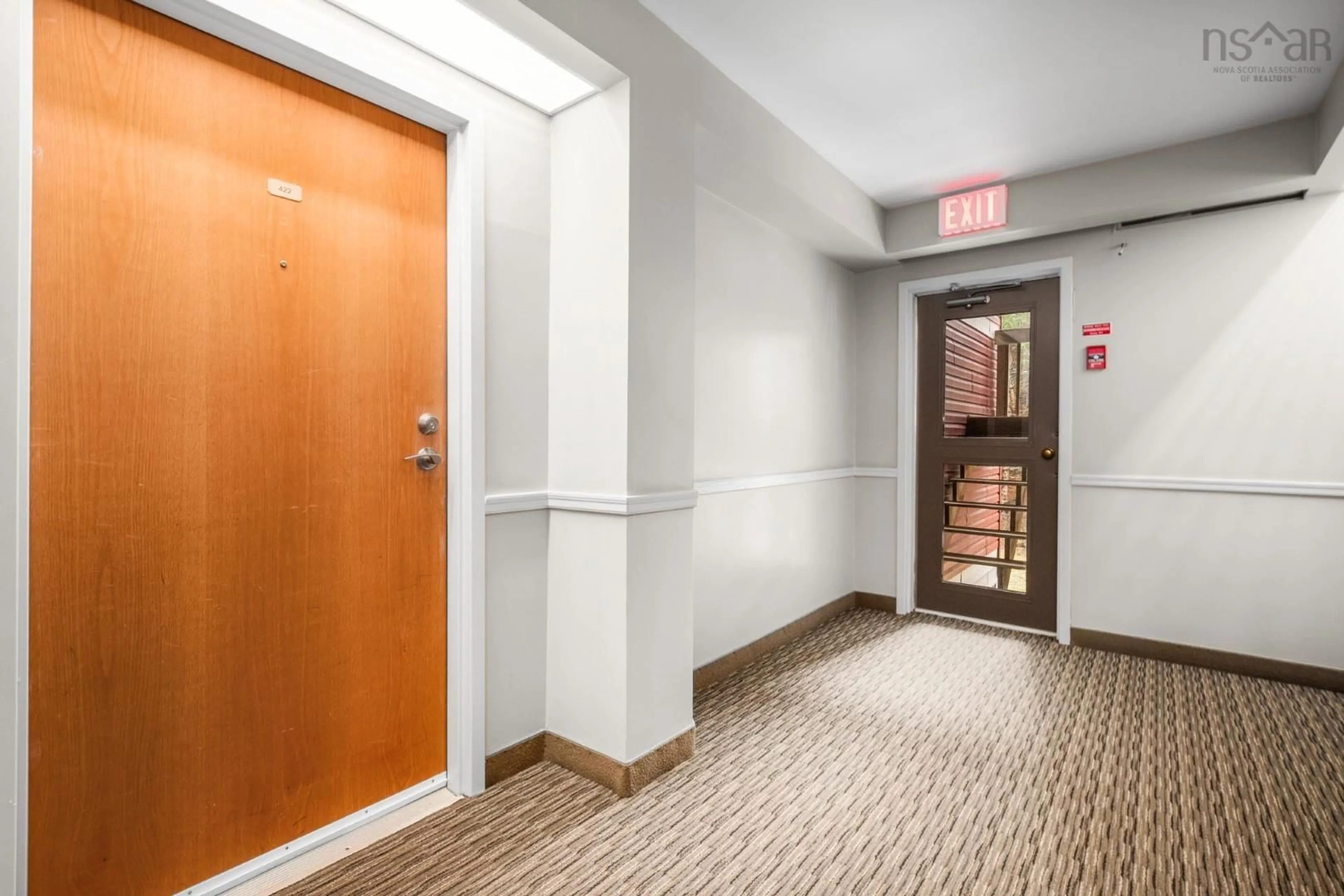 Indoor foyer for 96 Moirs Mill Rd #422, Bedford Nova Scotia B4A 3Y2