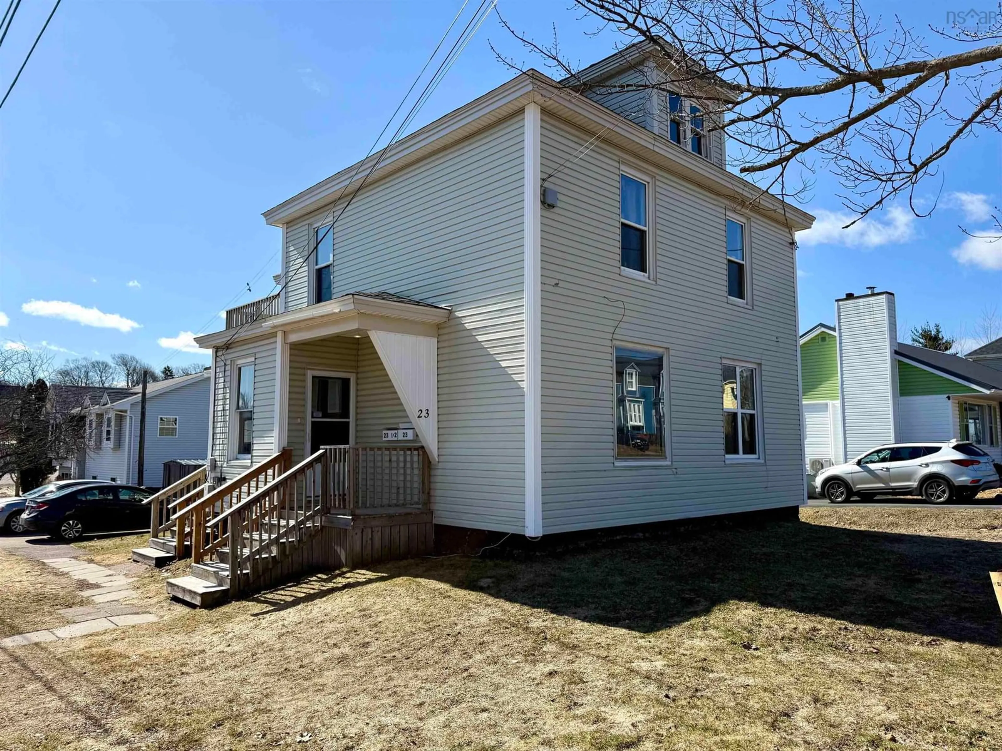 Unknown for 23 Queen St, Amherst Nova Scotia B4H 1P7