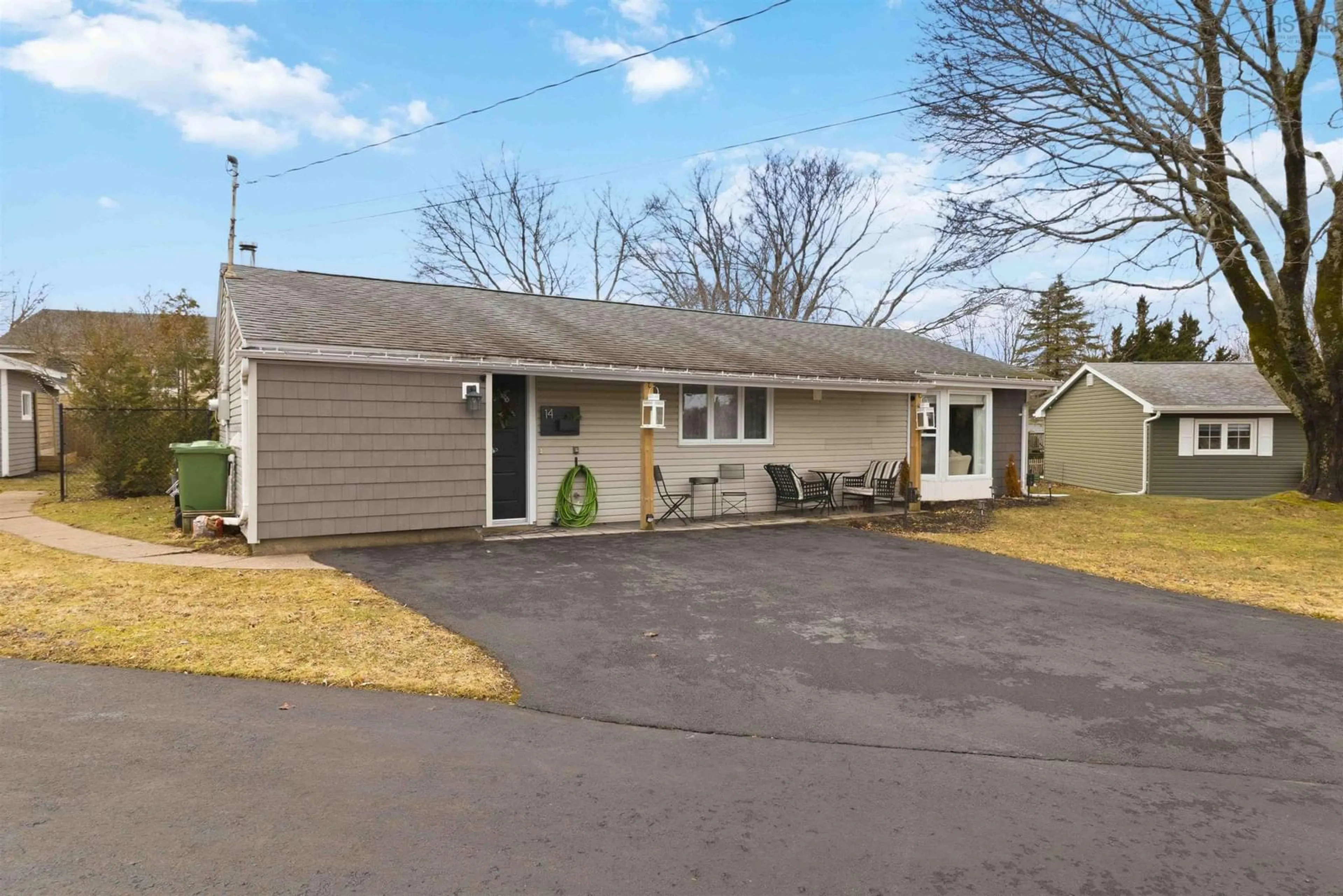 Home with vinyl exterior material, street for 14 Magog Crt, Dartmouth Nova Scotia B2W 0B7
