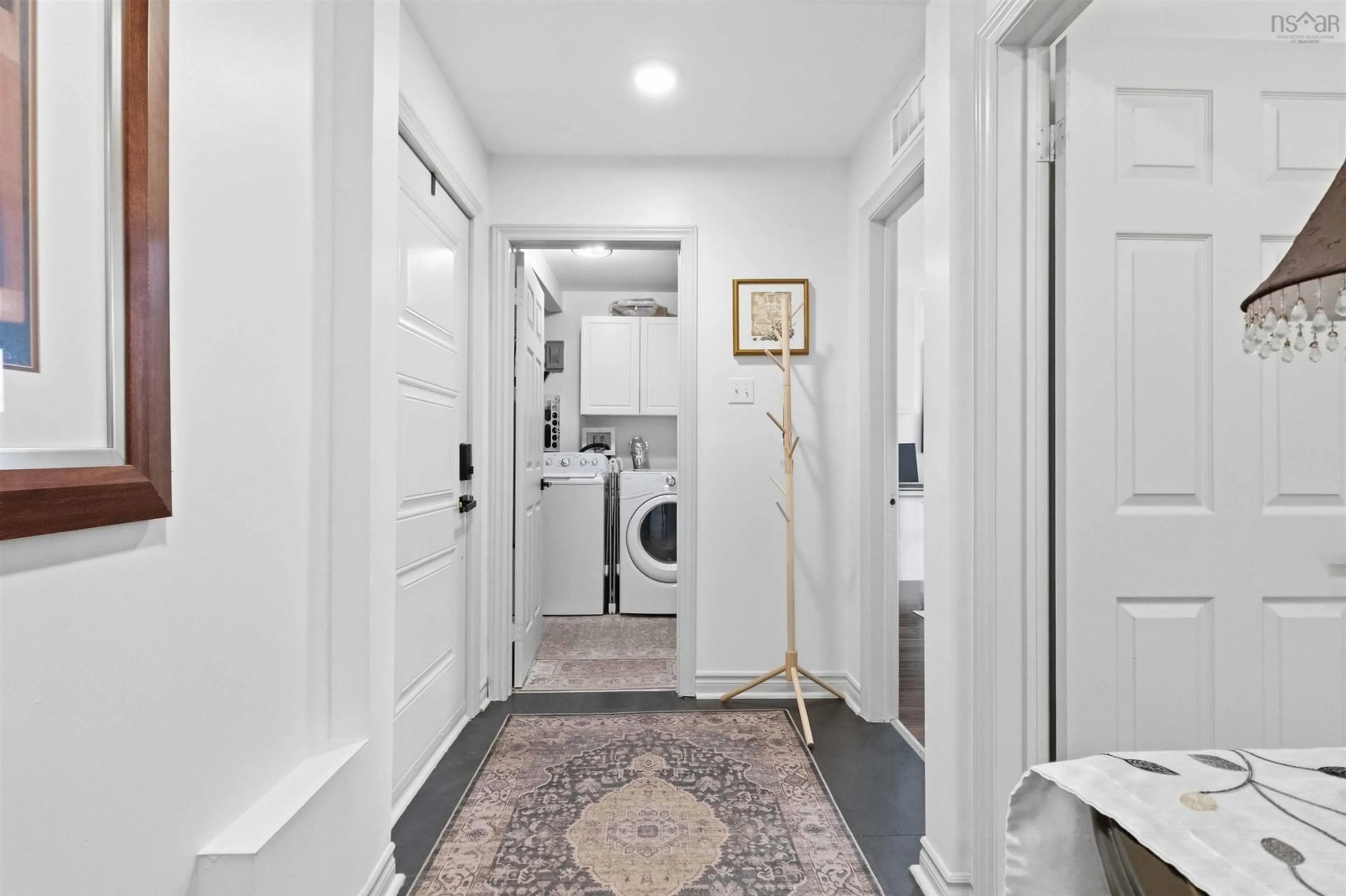 Indoor entryway for 14 Magog Crt, Dartmouth Nova Scotia B2W 0B7