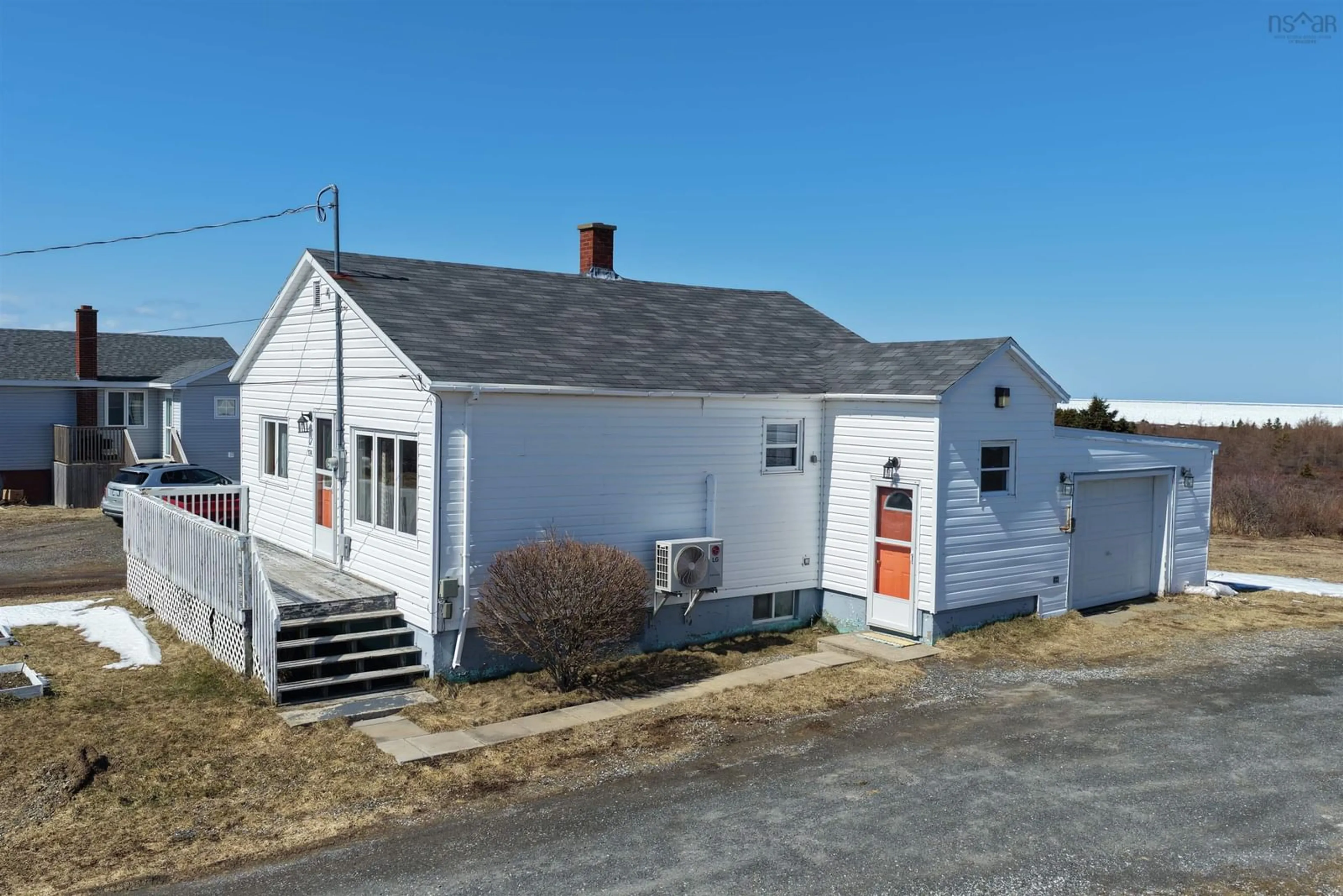 A pic from outside/outdoor area/front of a property/back of a property/a pic from drone, building for 174 Maclean St, Donkin Nova Scotia B1A 6R3