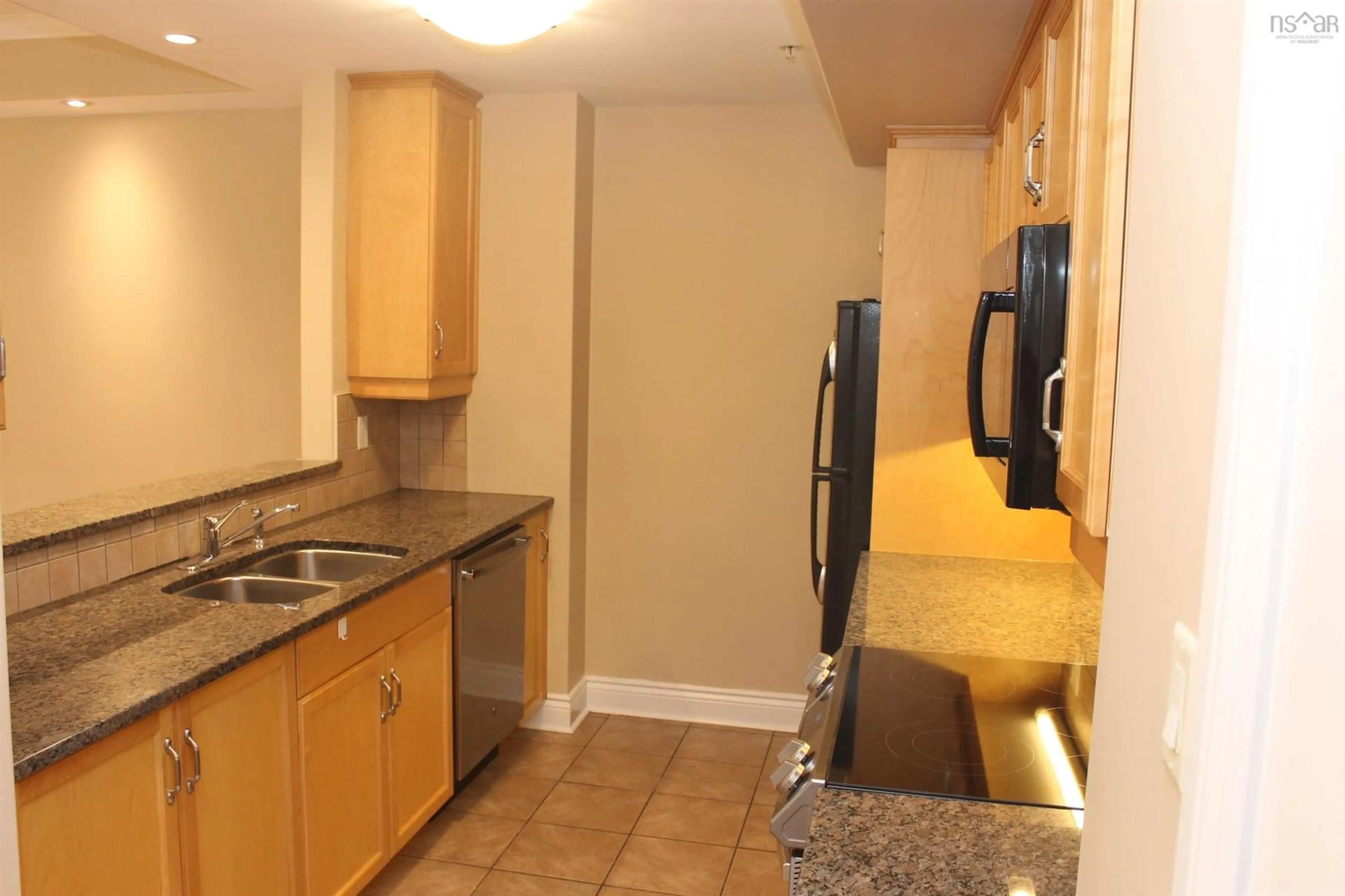 Standard kitchen, ceramic/tile floor for 5234 Morris St #103, Halifax Regional Municipality Nova Scotia B3J 0A3