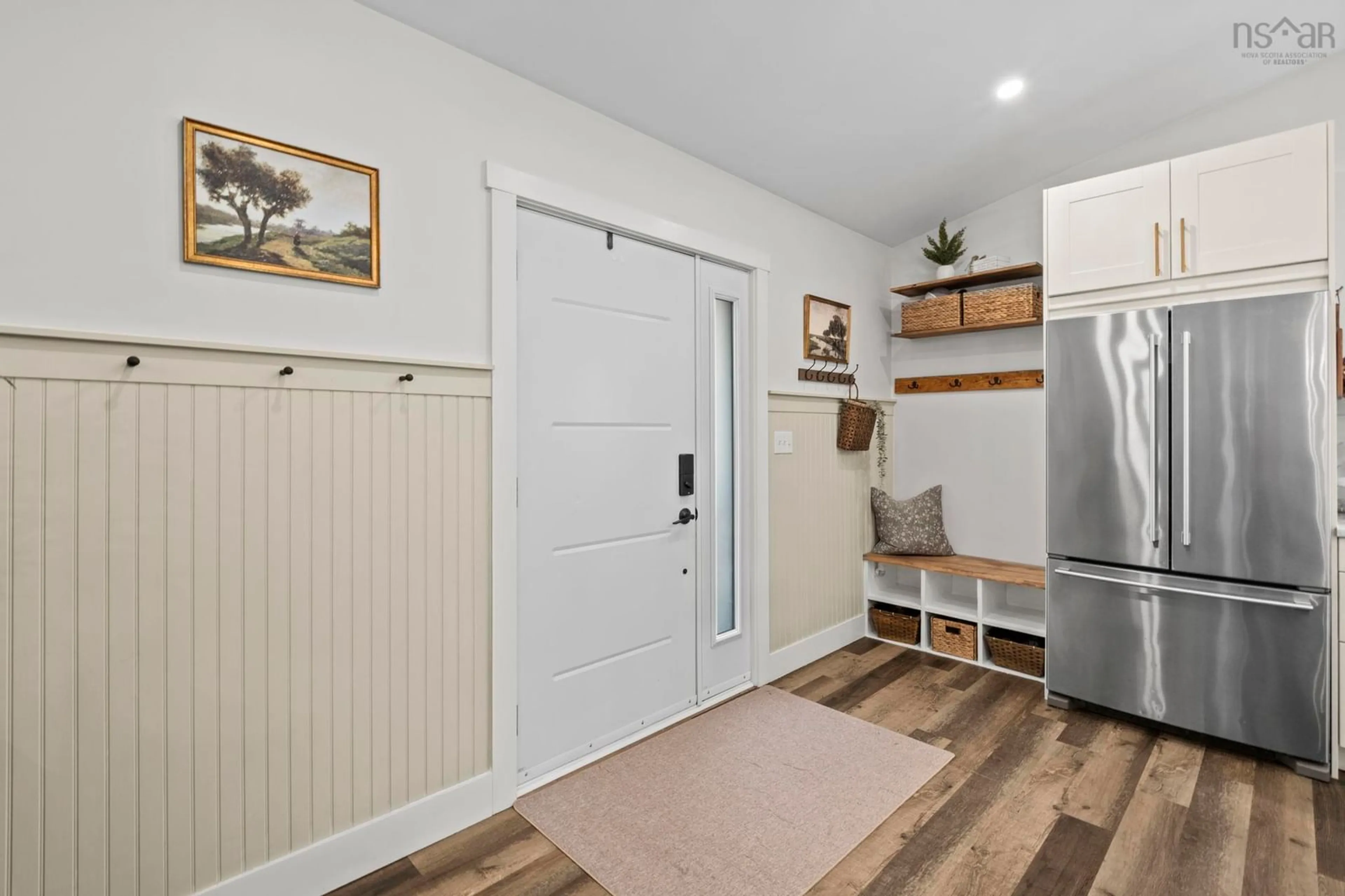 Indoor entryway for 1099 English Mountain Rd, South Alton Nova Scotia B4N 2V8